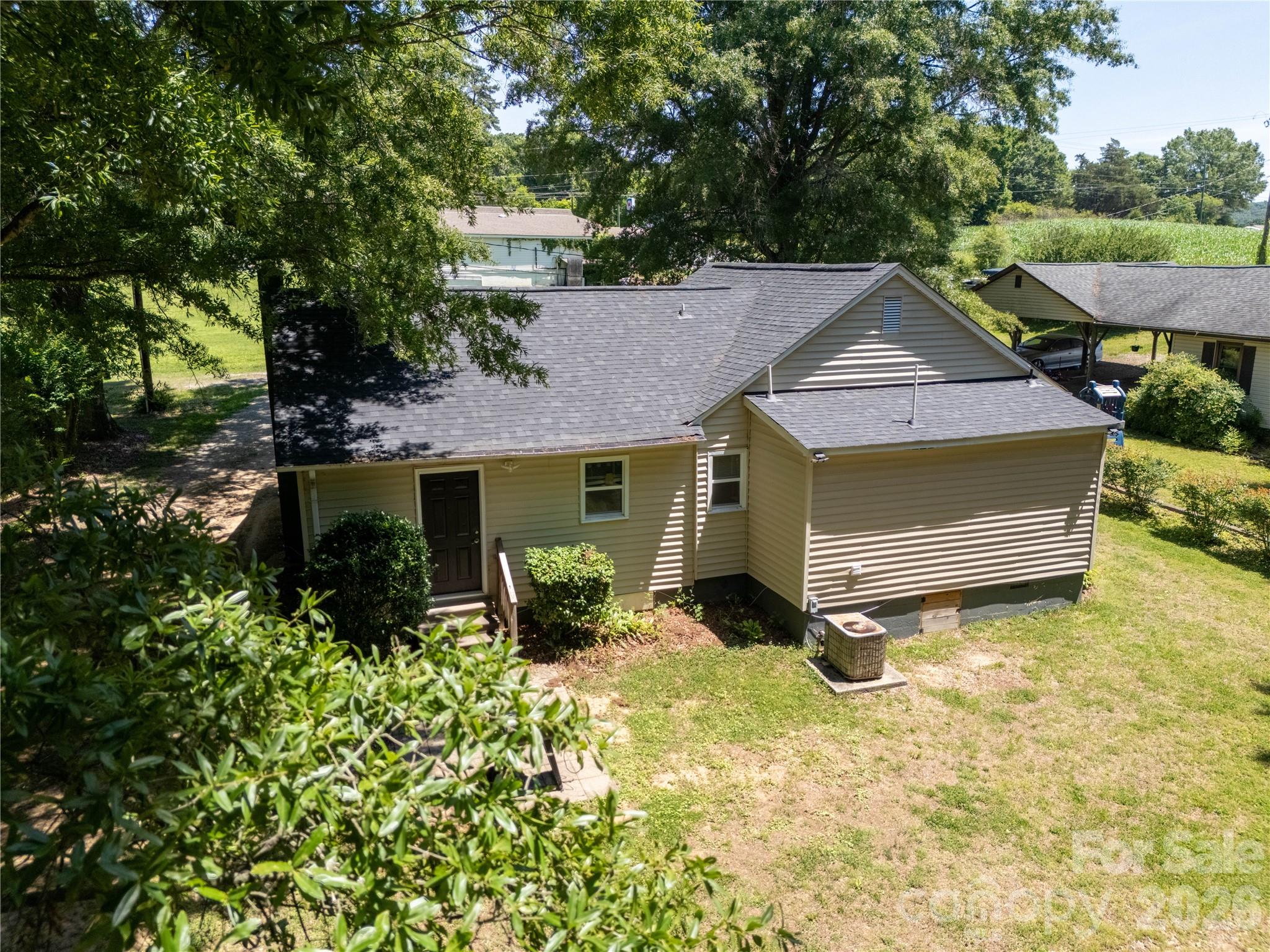 1620 Blueberry Street — Mount Pleasant