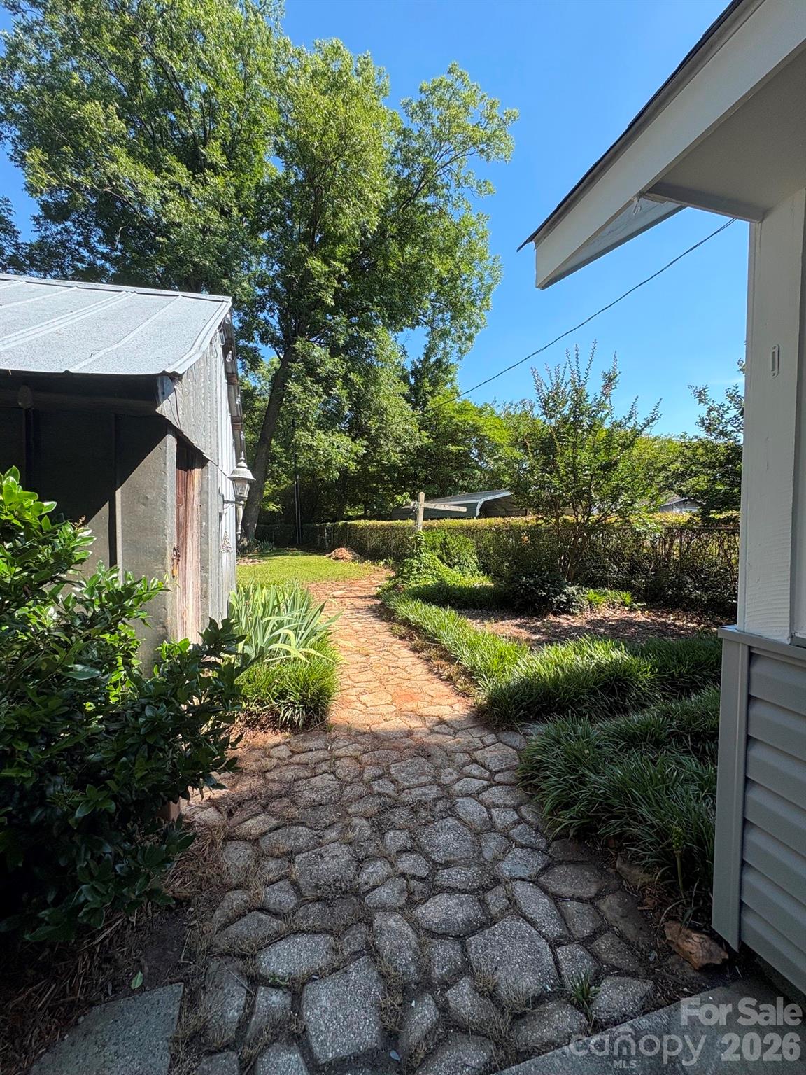 114 N Harris Street — China Grove