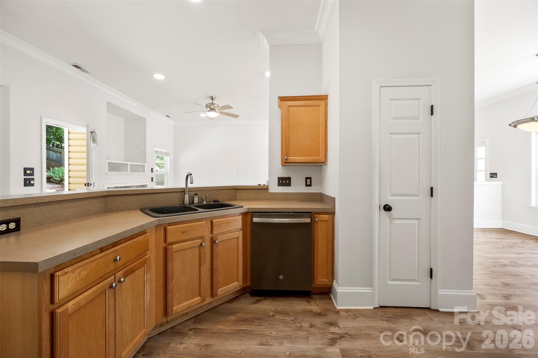 8011 Maxwelton Drive — Huntersville