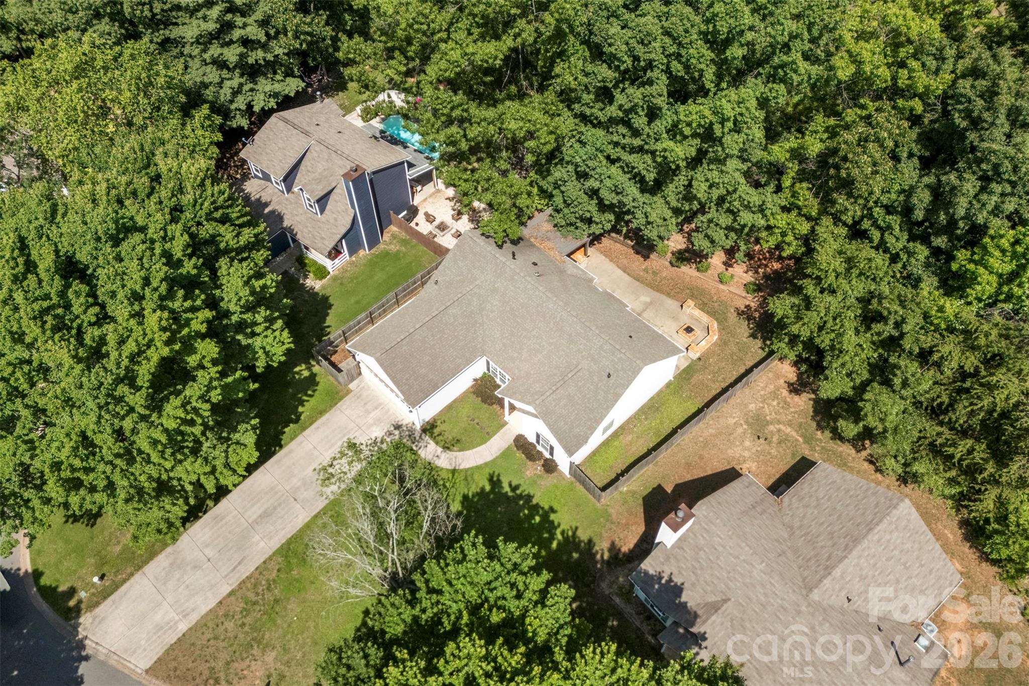 8011 Maxwelton Drive — Huntersville