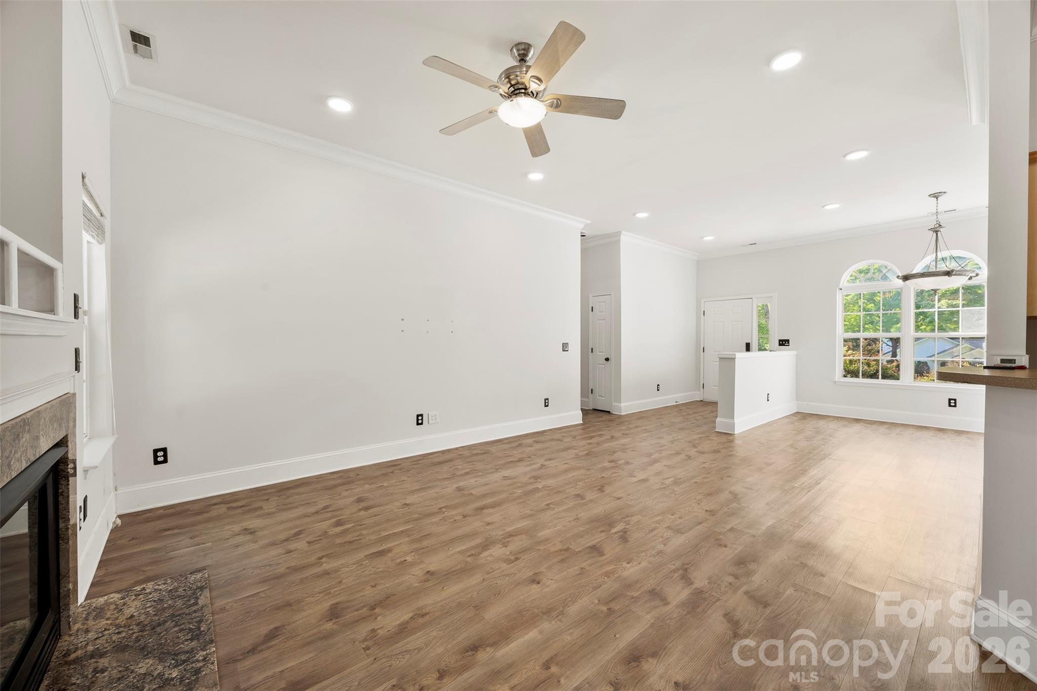 8011 Maxwelton Drive — Huntersville