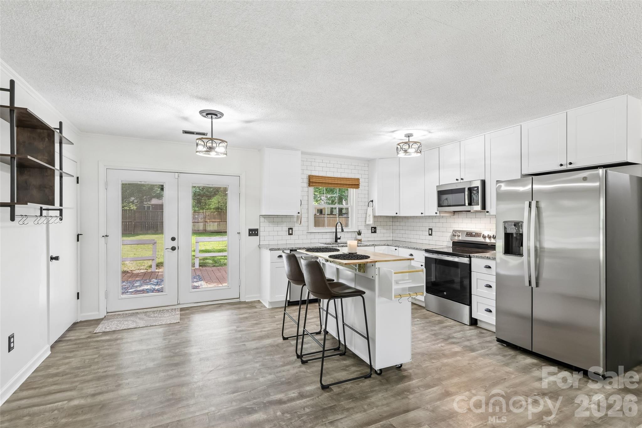 207 S Gold Branch Road — Richfield