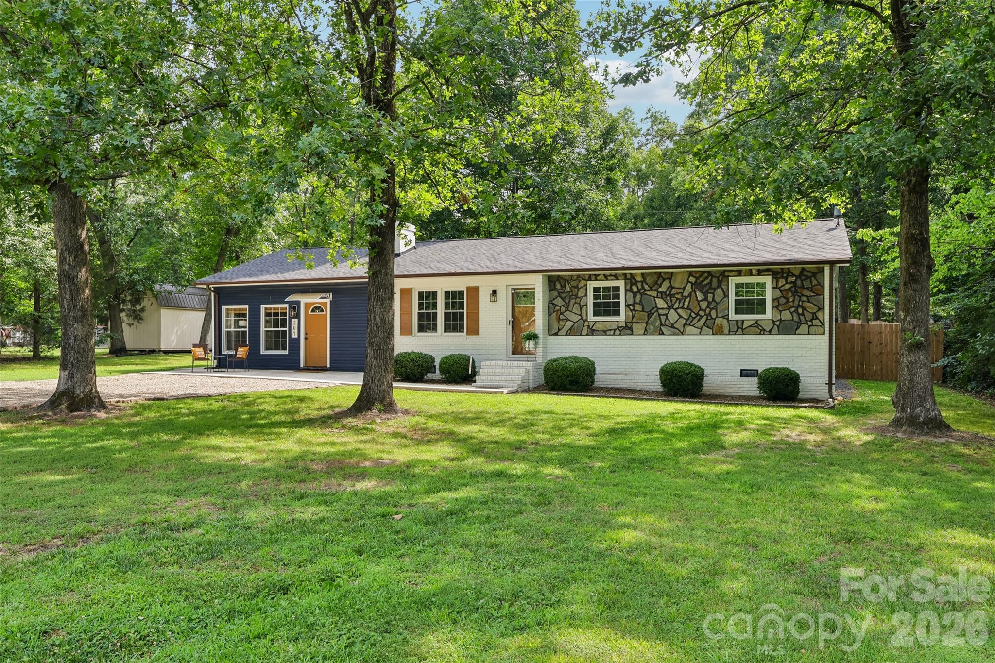 207 S Gold Branch Road — Richfield