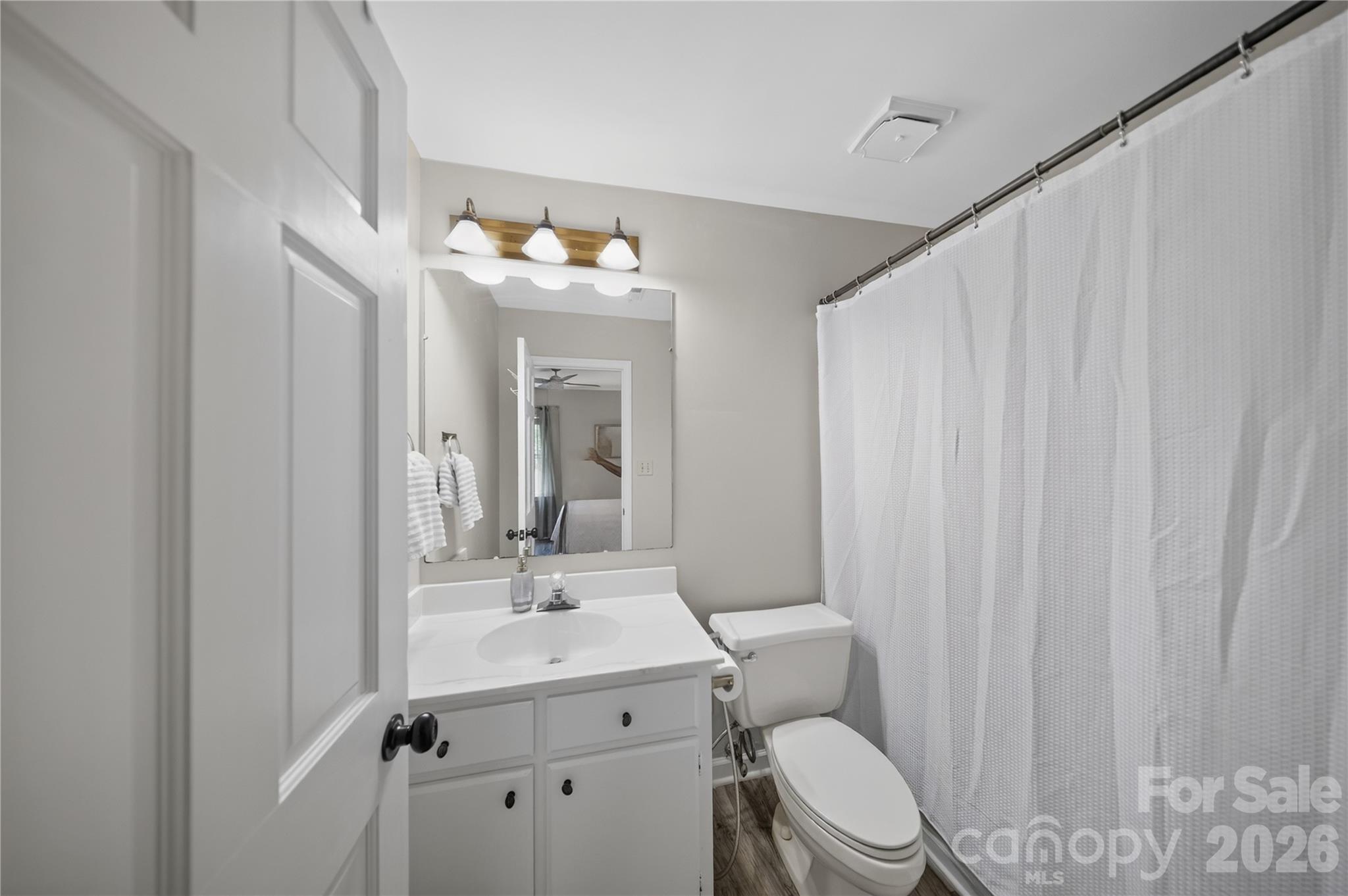 7407 Newmans Lane — Charlotte