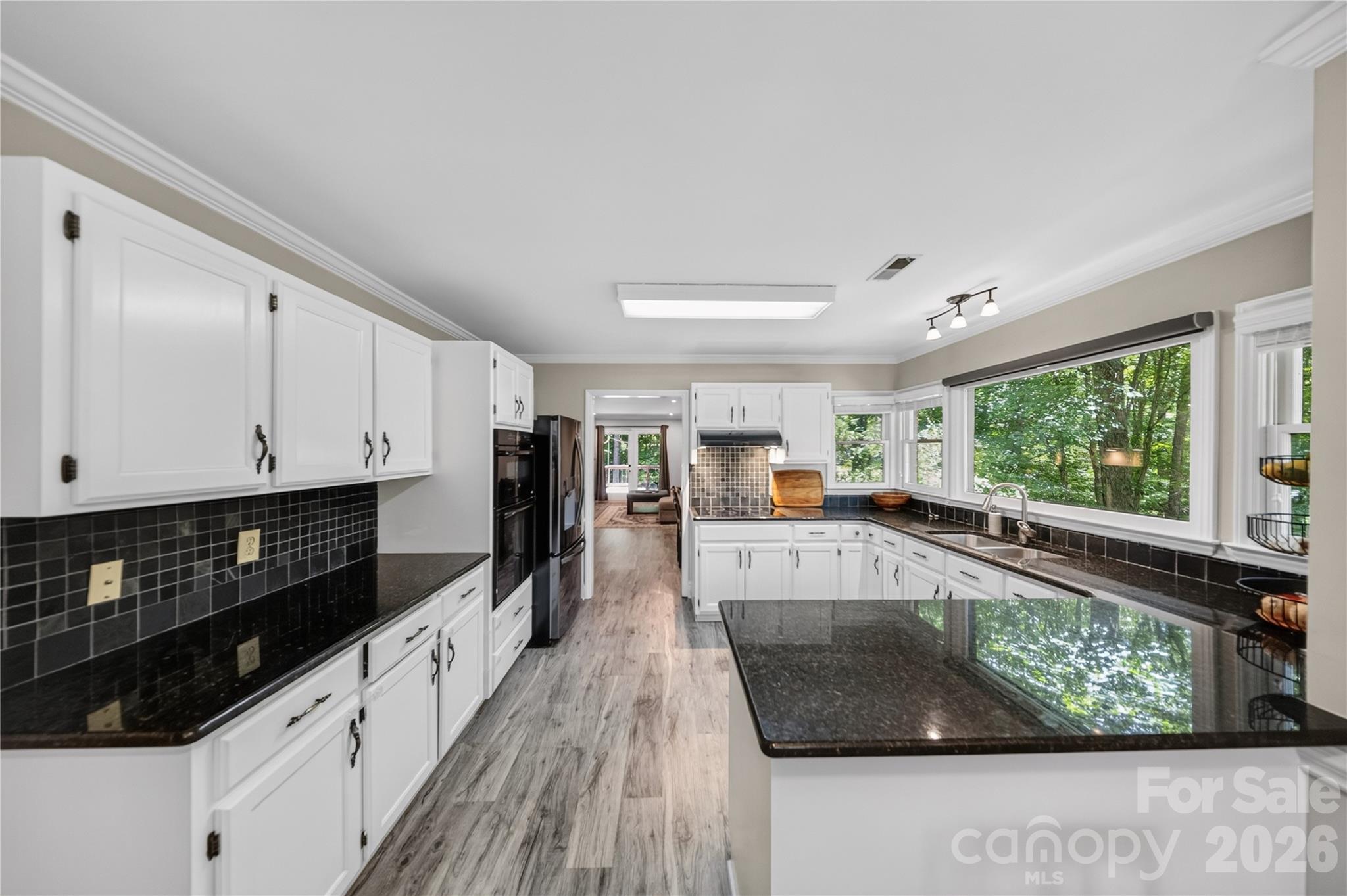 7407 Newmans Lane — Charlotte