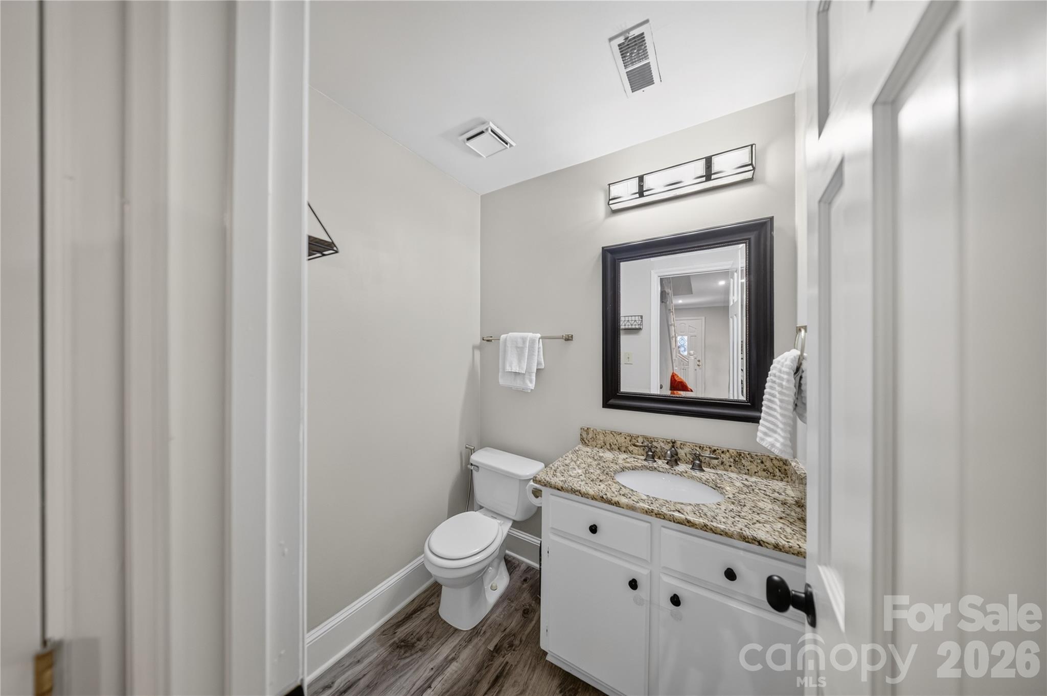 7407 Newmans Lane — Charlotte