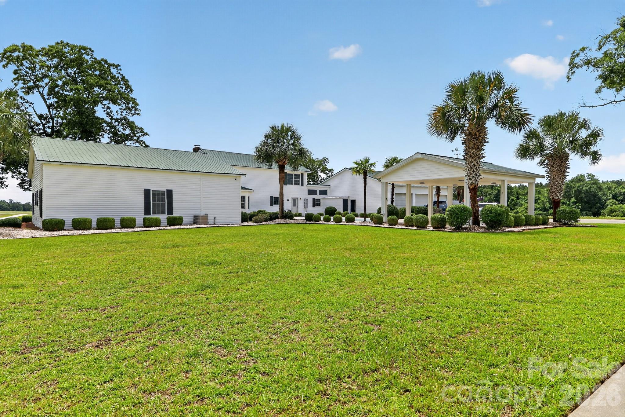 450 Bull Swamp Road — St. Matthews