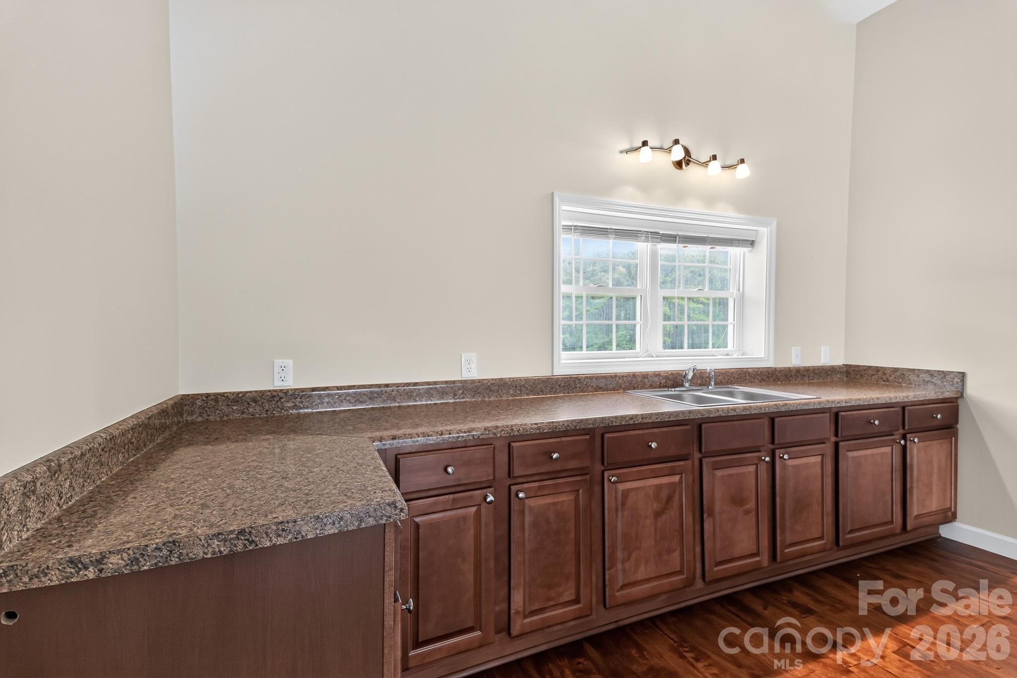 450 Bull Swamp Road — St. Matthews