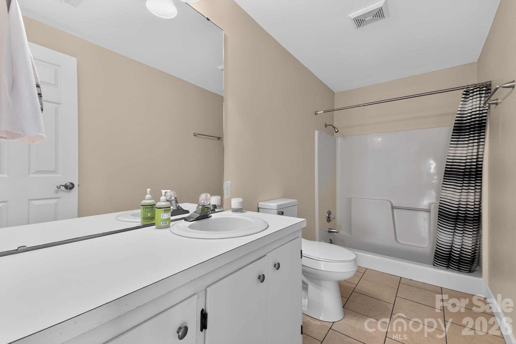 450 Bull Swamp Road — St. Matthews