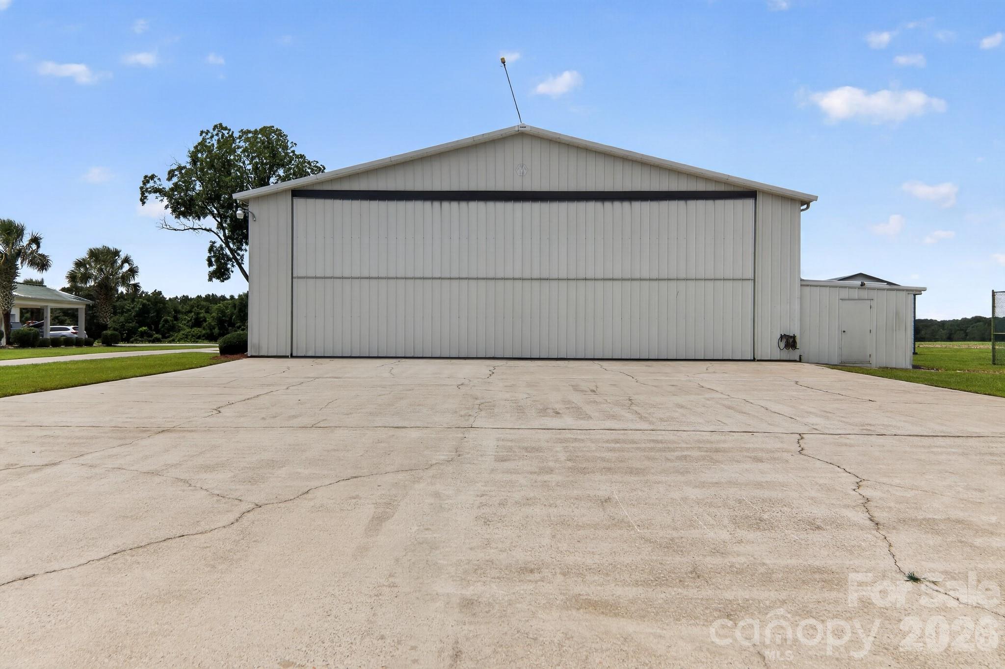 450 Bull Swamp Road — St. Matthews