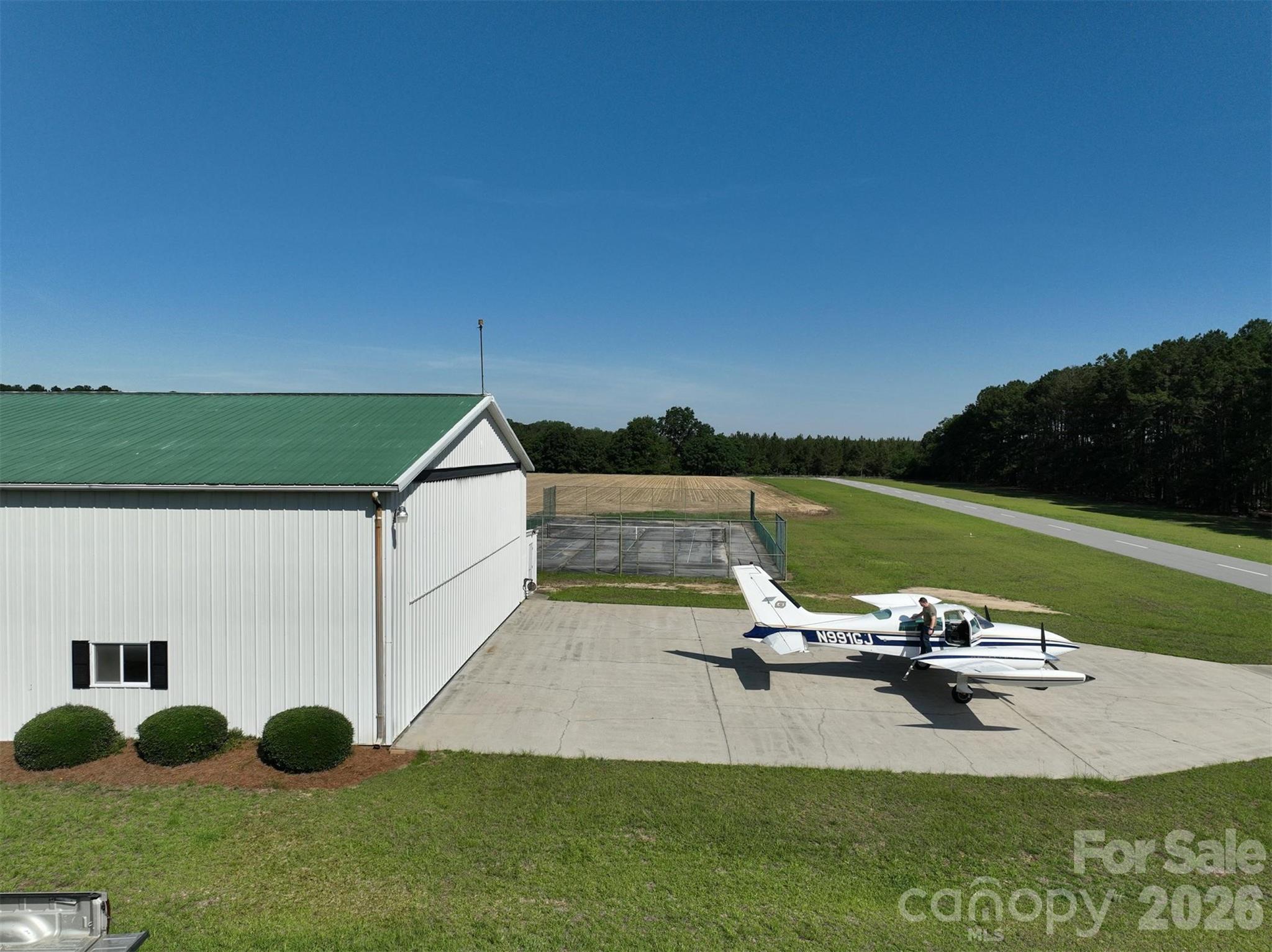 450 Bull Swamp Road — St. Matthews