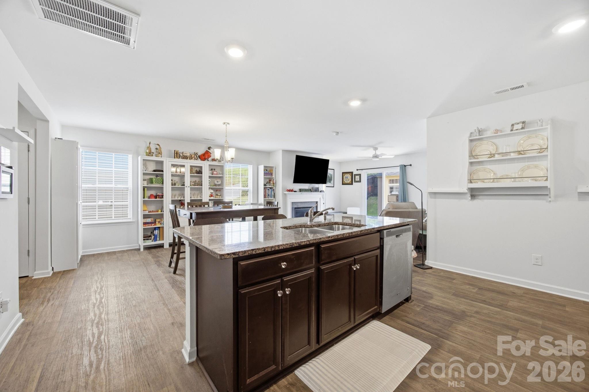 1706 Gaston Mountain Drive — Dallas