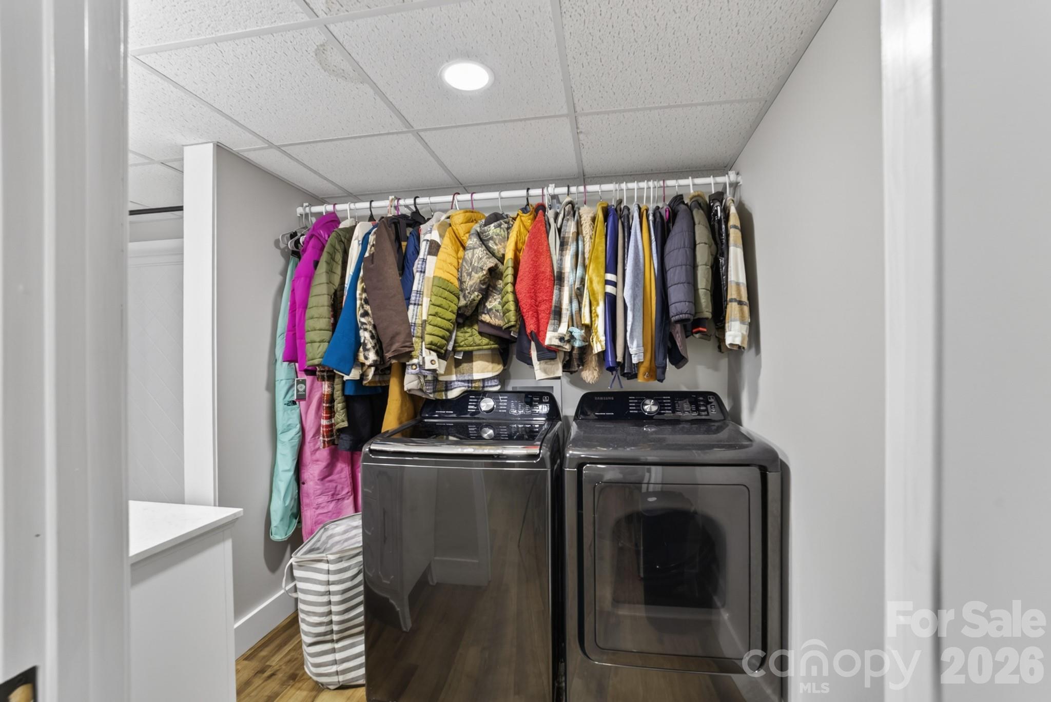 1100 Sunset Road — Cherryville