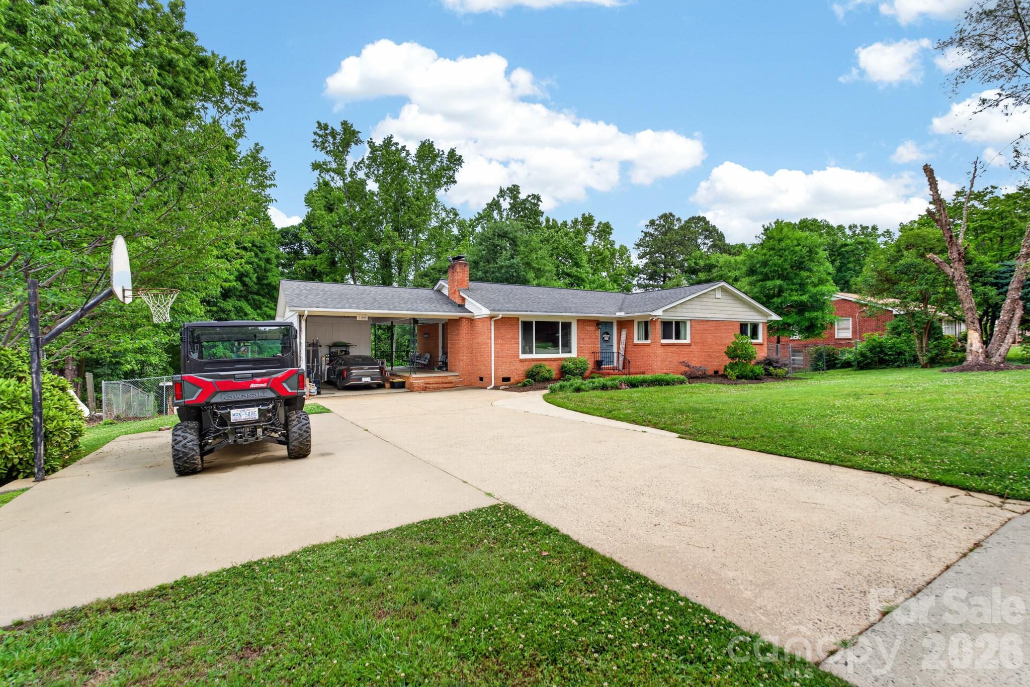 1100 Sunset Road — Cherryville