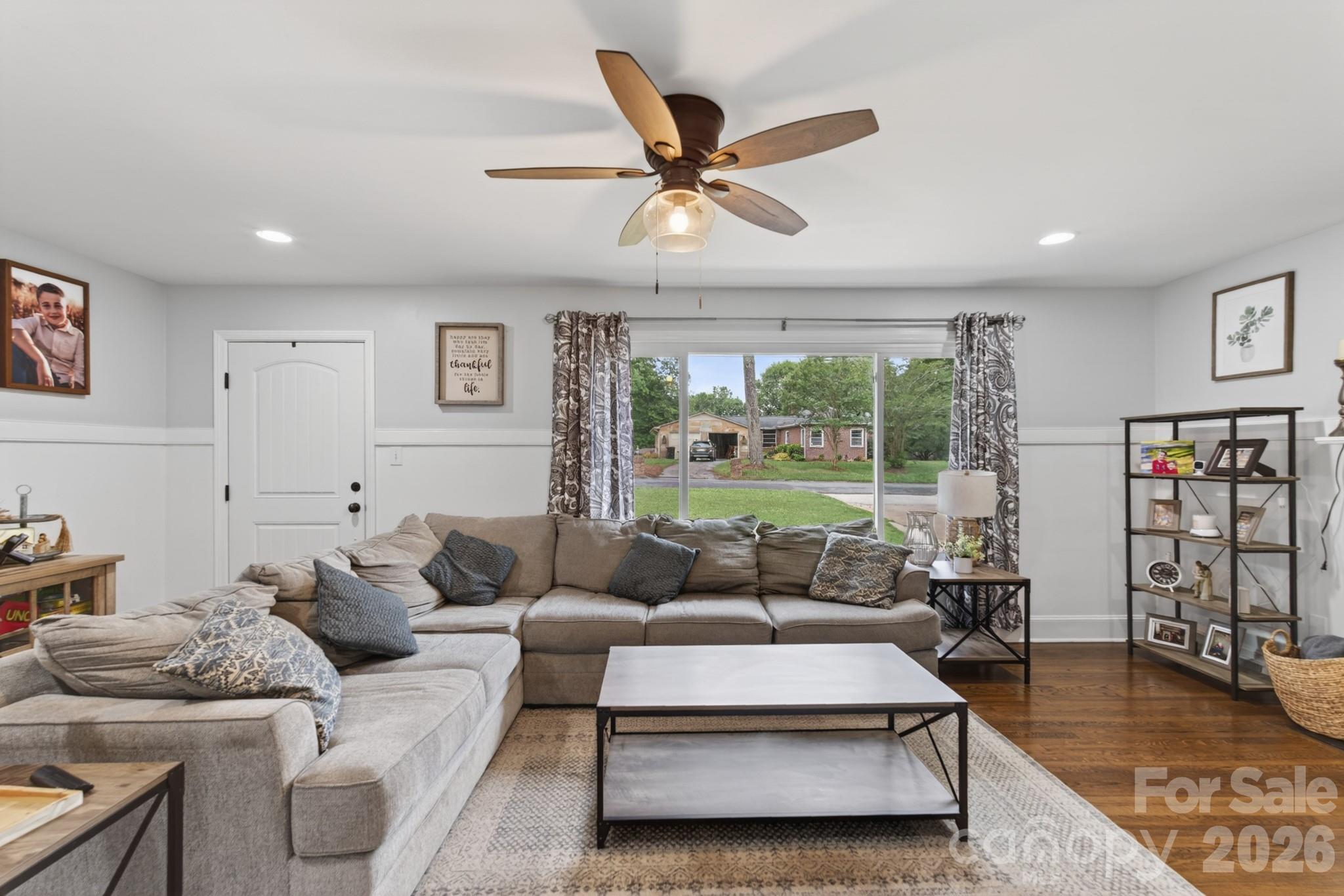 1100 Sunset Road — Cherryville