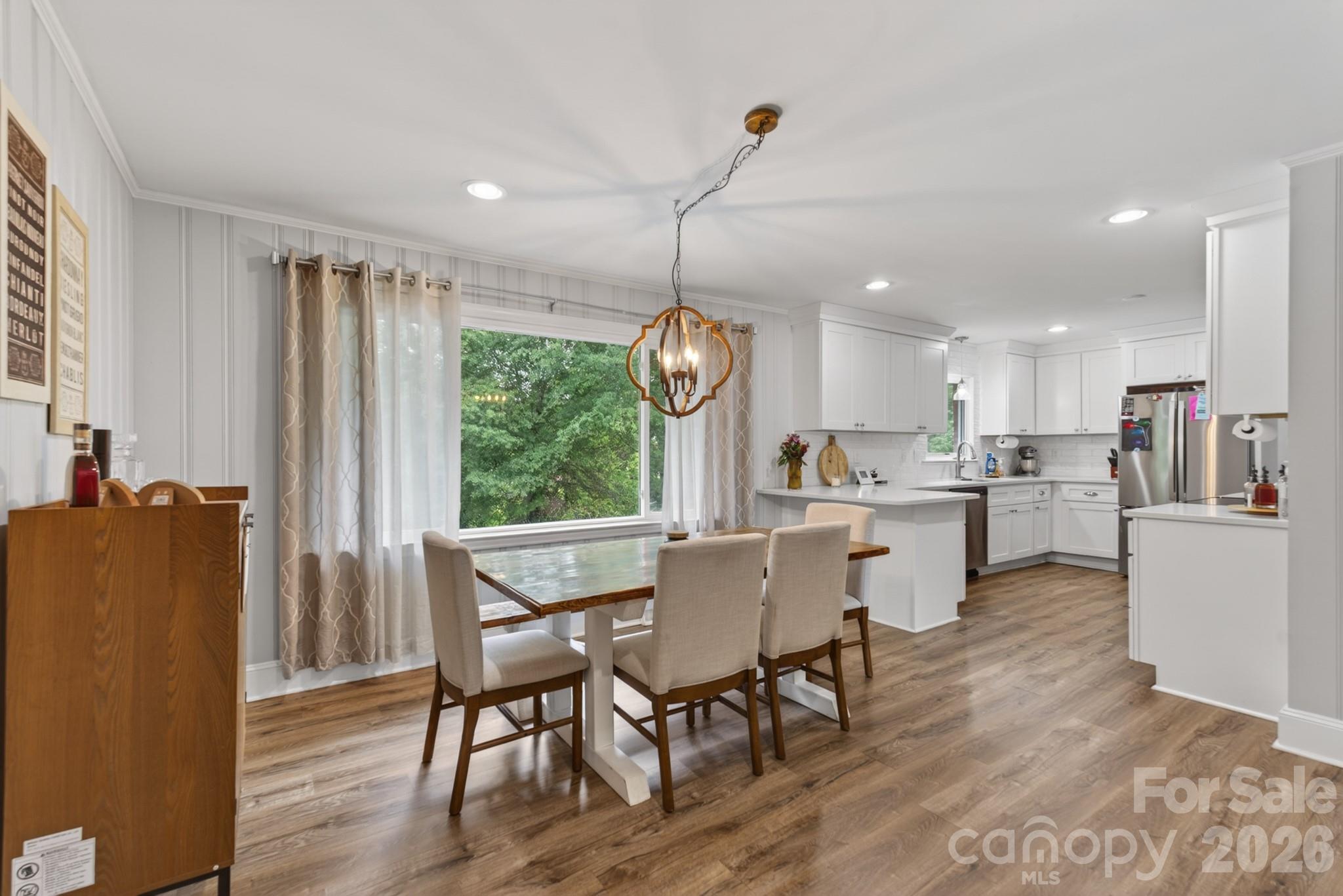 1100 Sunset Road — Cherryville