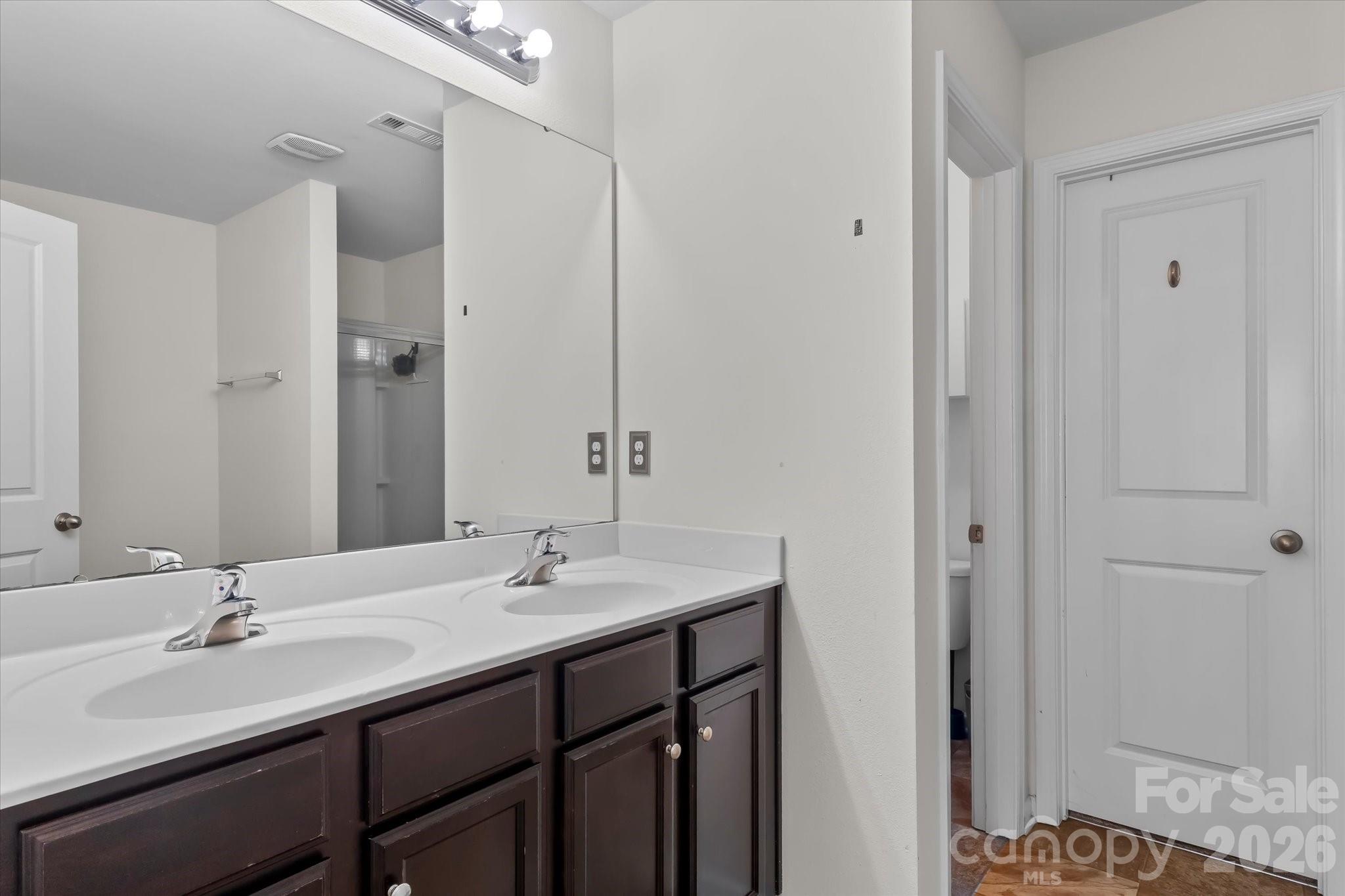 127 Harvest Pointe Drive — Statesville