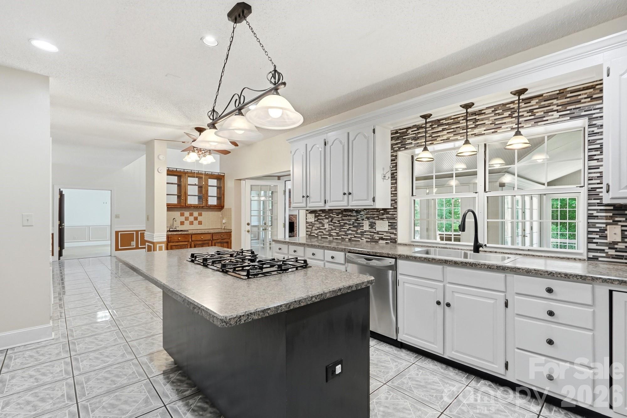 12816 Hidden Hills Lane — Mint Hill