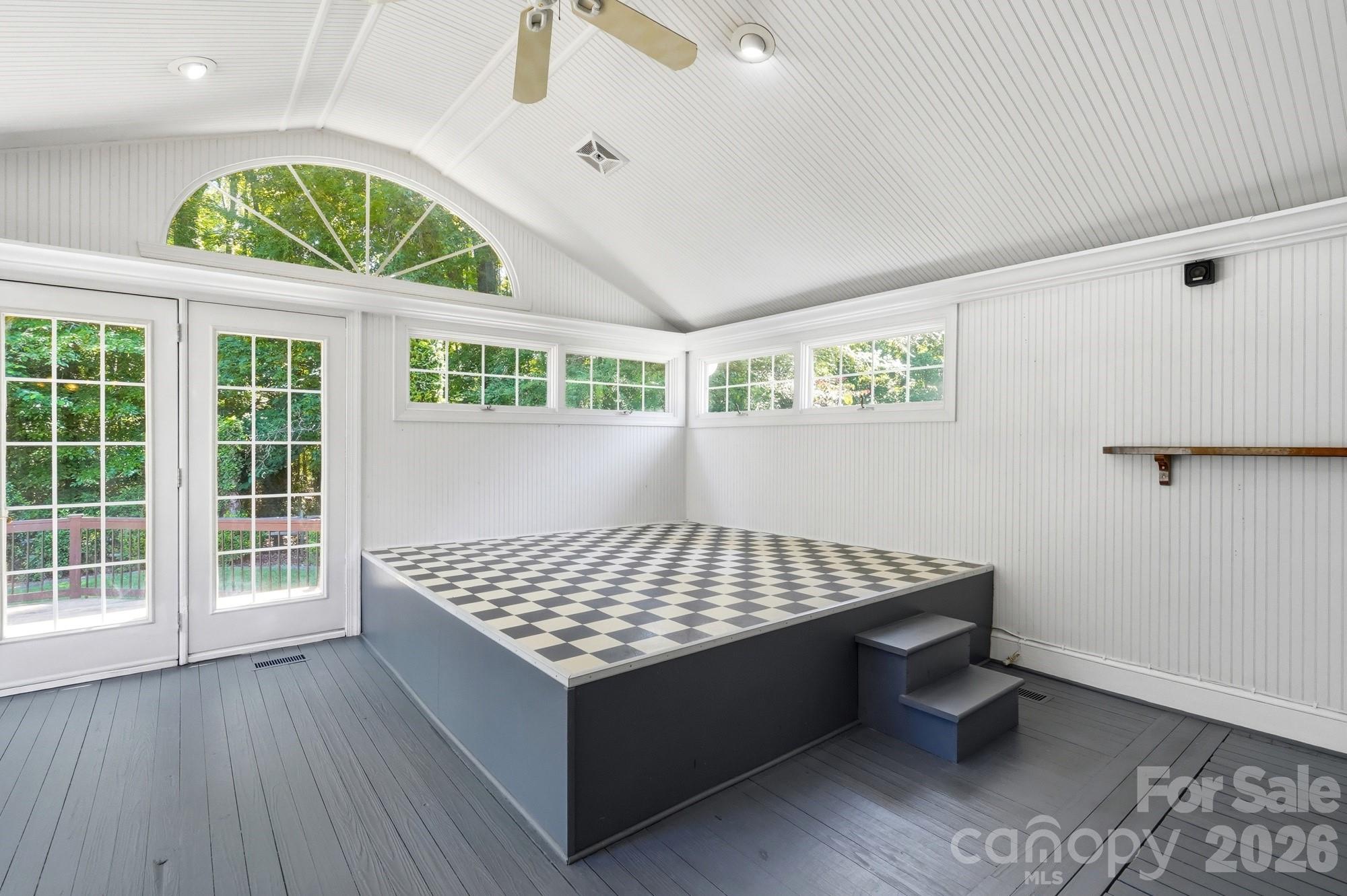 12816 Hidden Hills Lane — Mint Hill