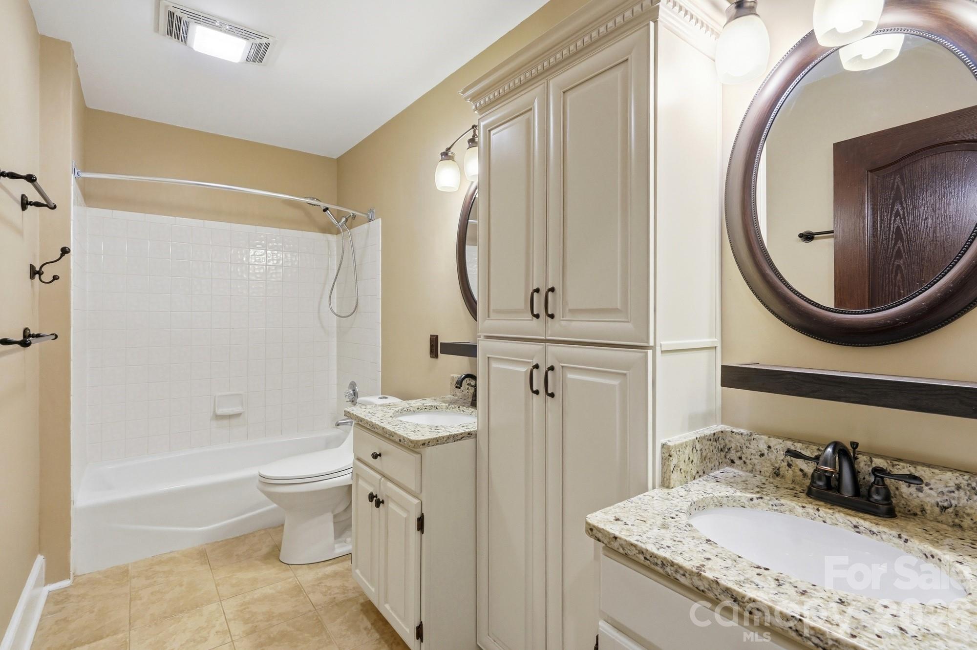 12816 Hidden Hills Lane — Mint Hill