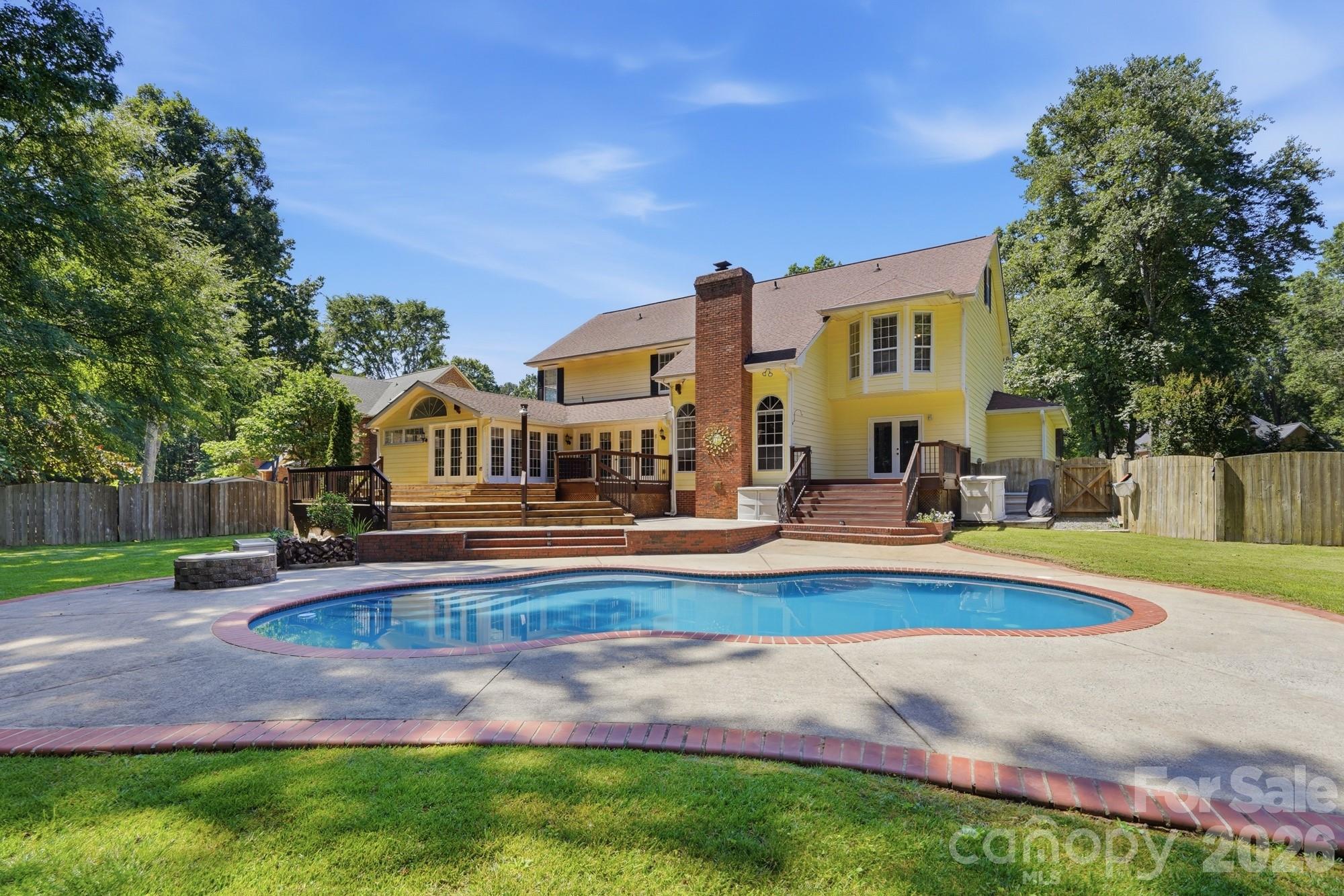 12816 Hidden Hills Lane — Mint Hill