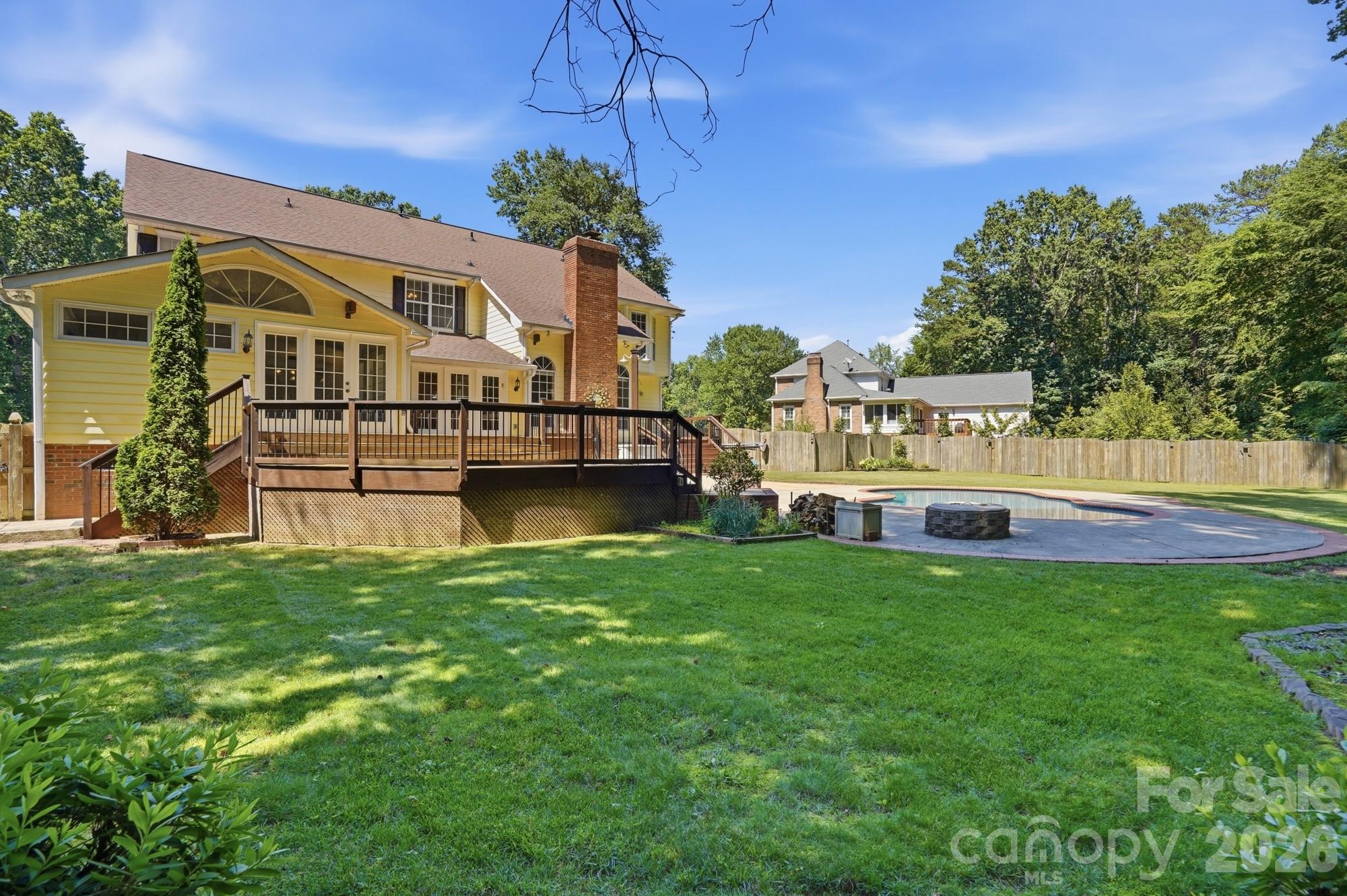 12816 Hidden Hills Lane — Mint Hill