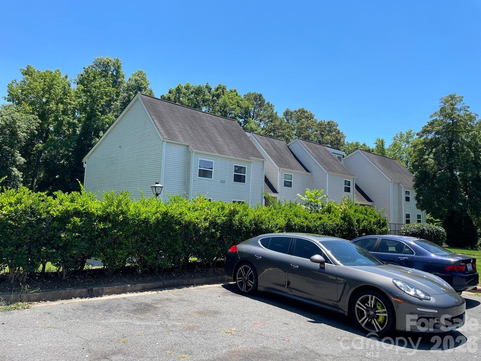 9119 Spyglass Place #b — Charlotte