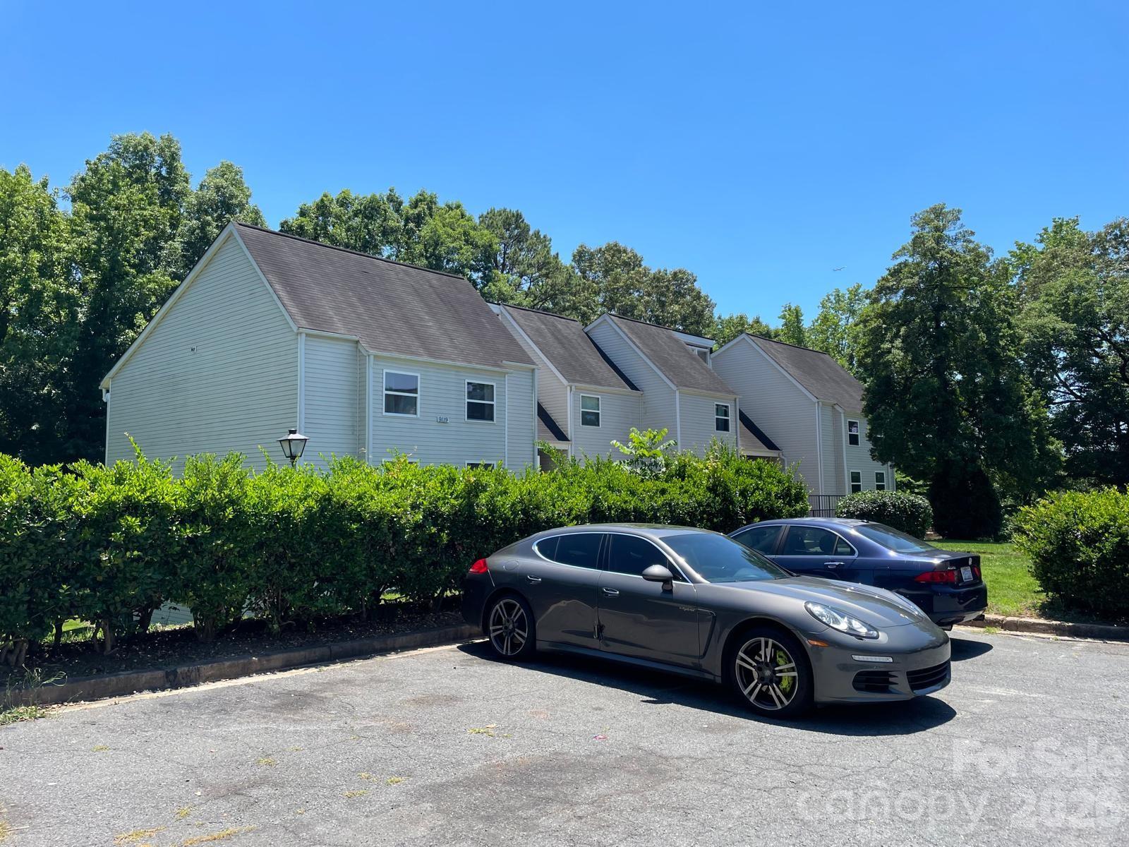 9119 Spyglass Place #b — Charlotte
