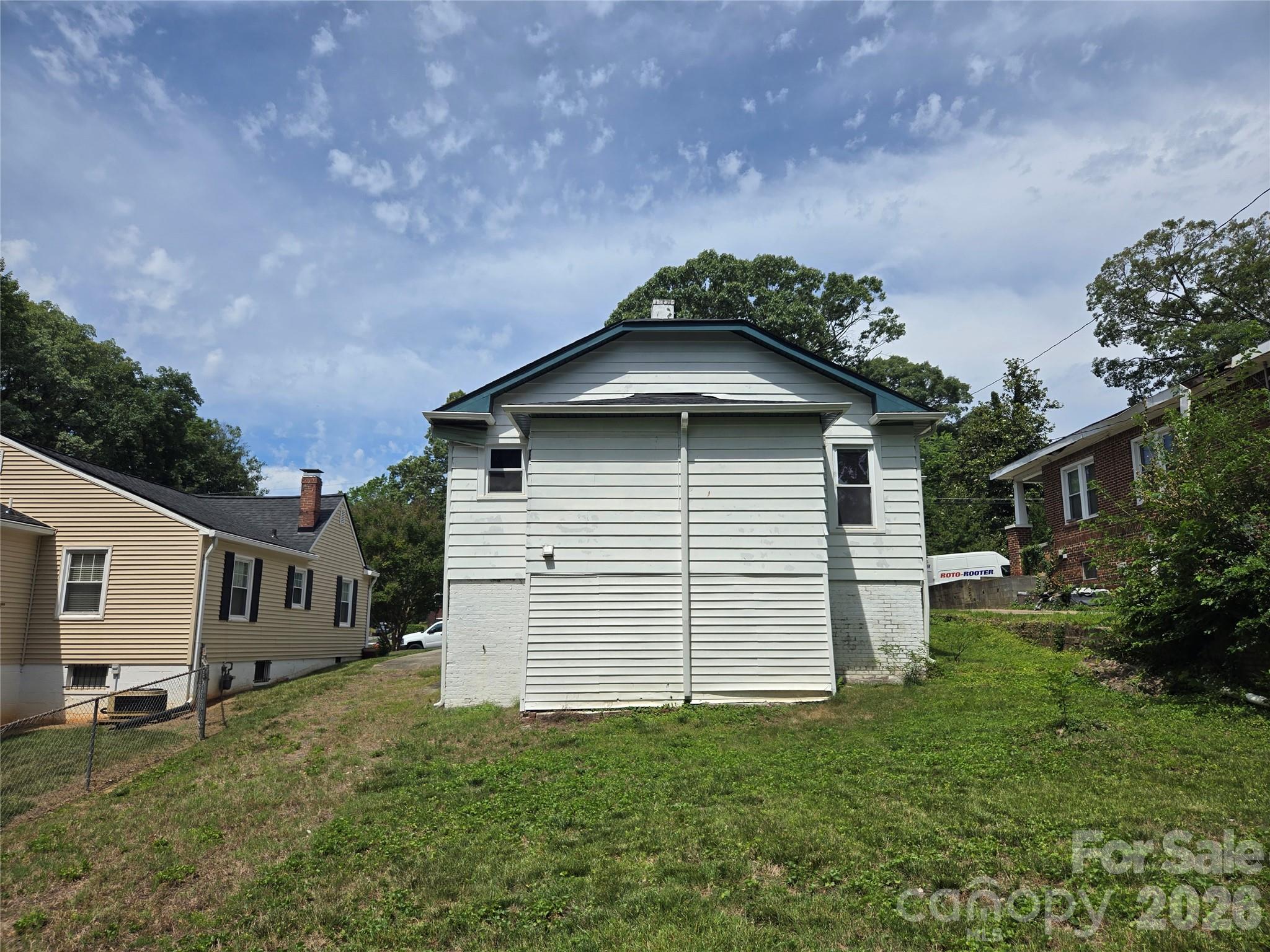 2805 Bon Air Avenue — Winston Salem