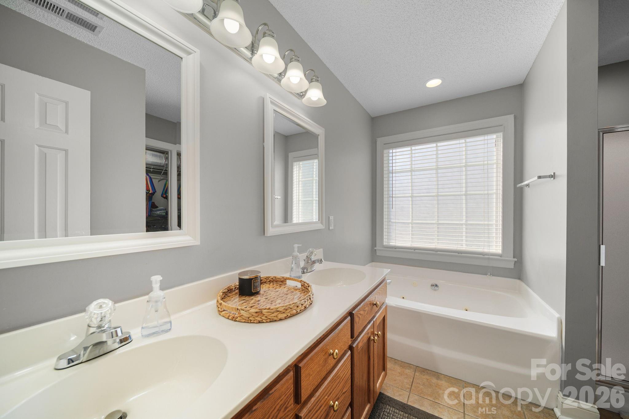 3804 Secrest Shortcut Road — Monroe