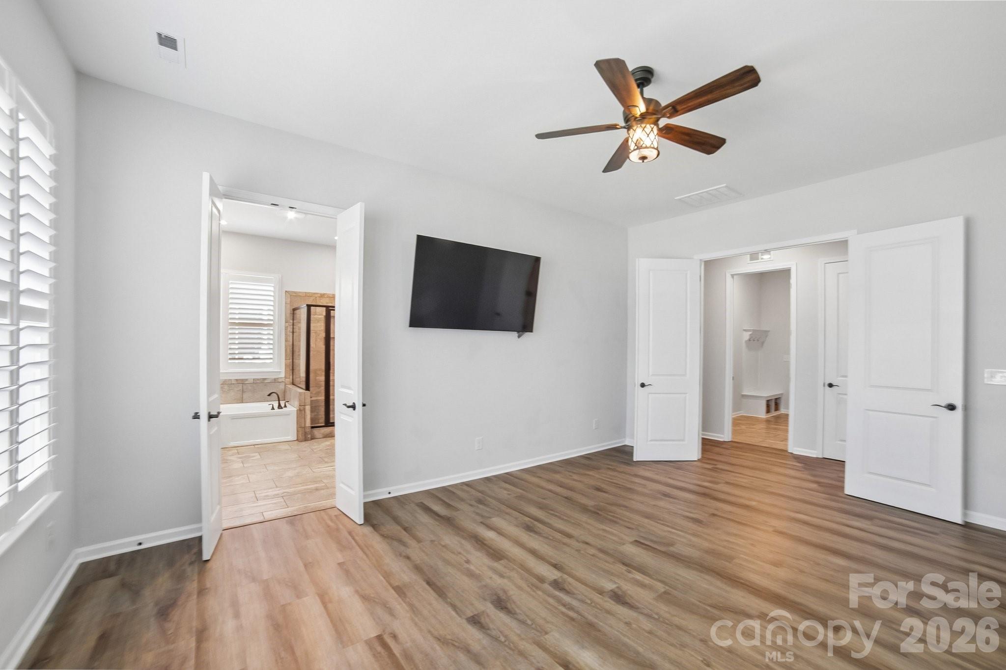 8096 Woodline Lane — Denver