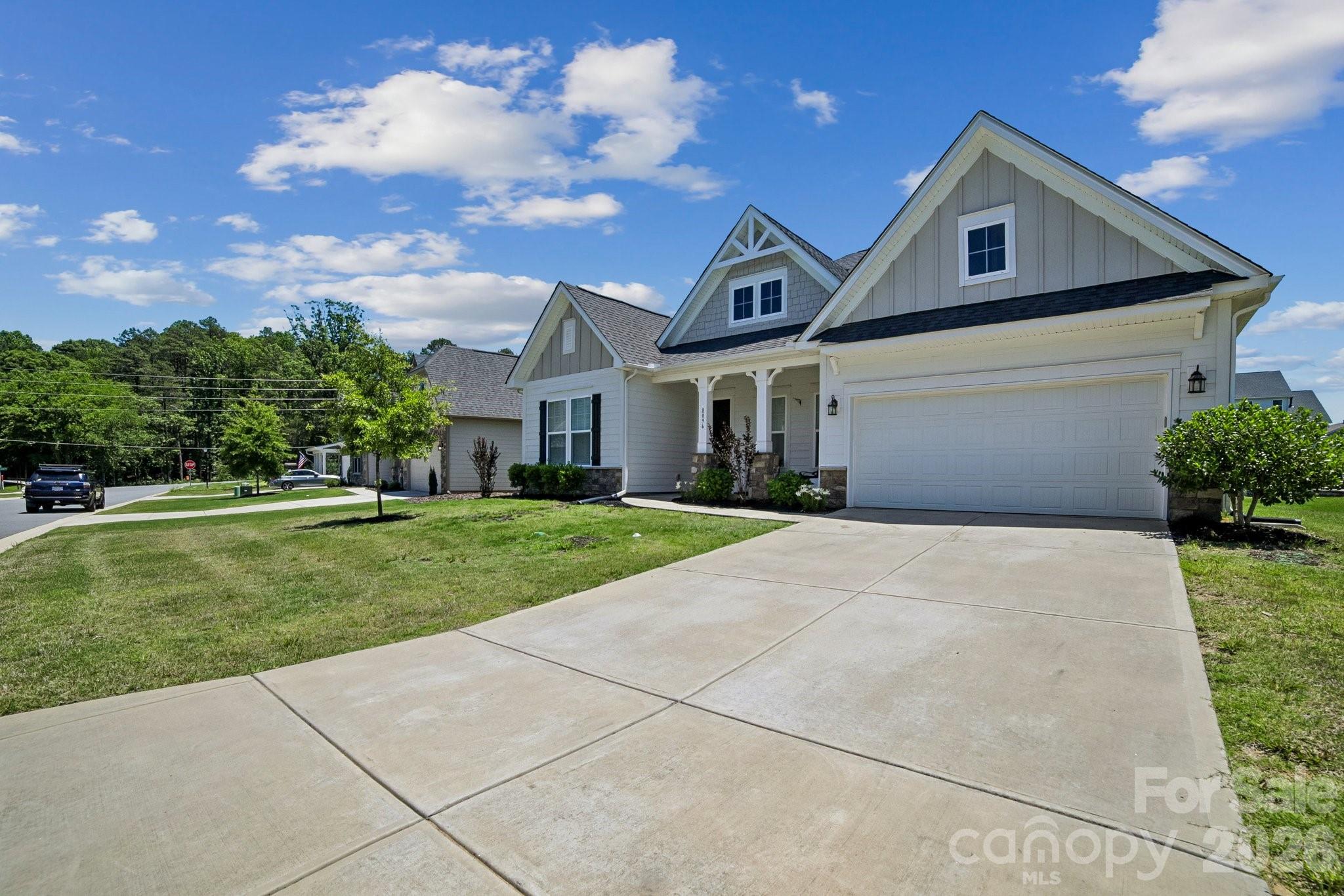 8096 Woodline Lane — Denver