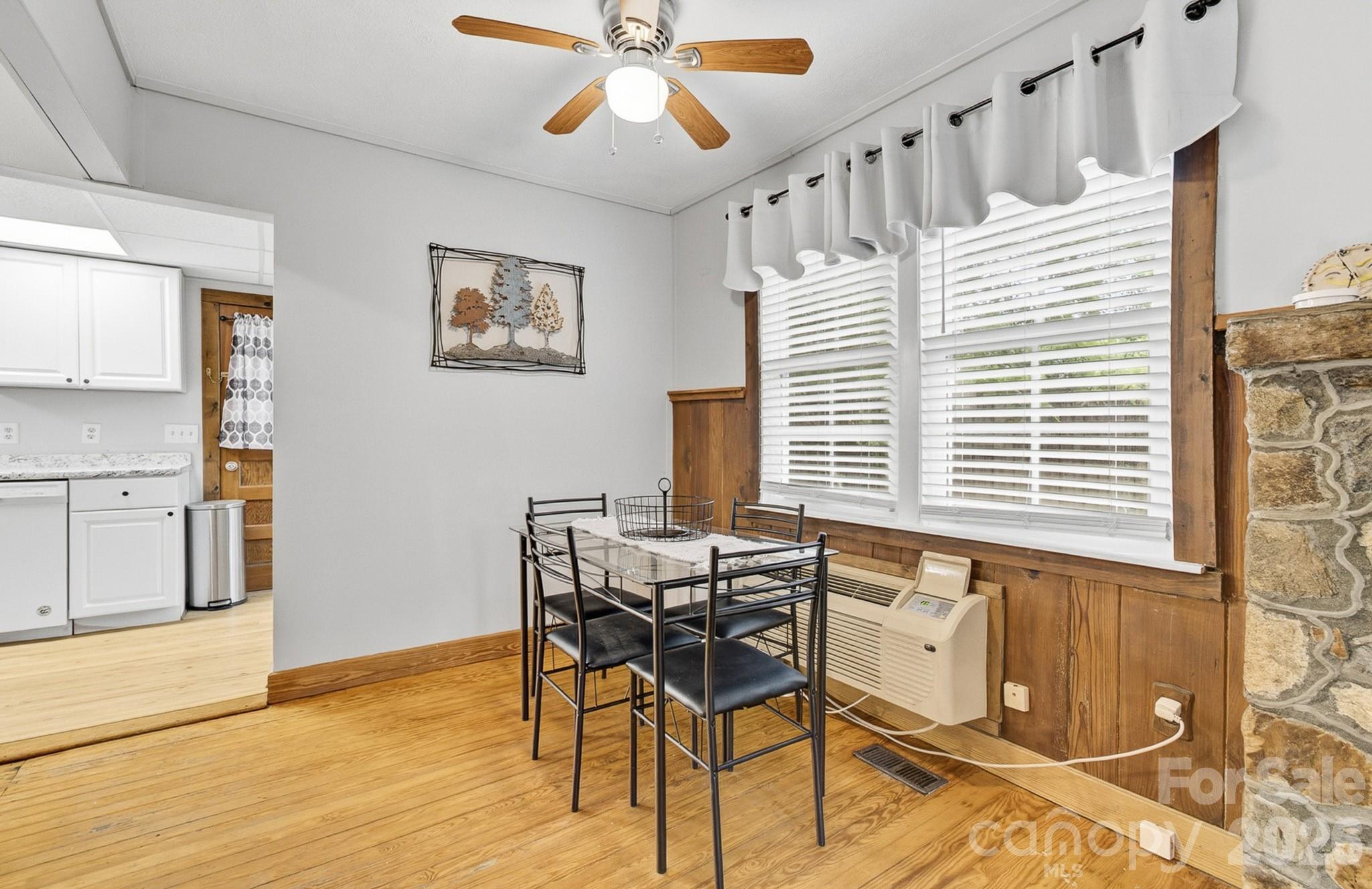 3119 Brevard Road — Hendersonville