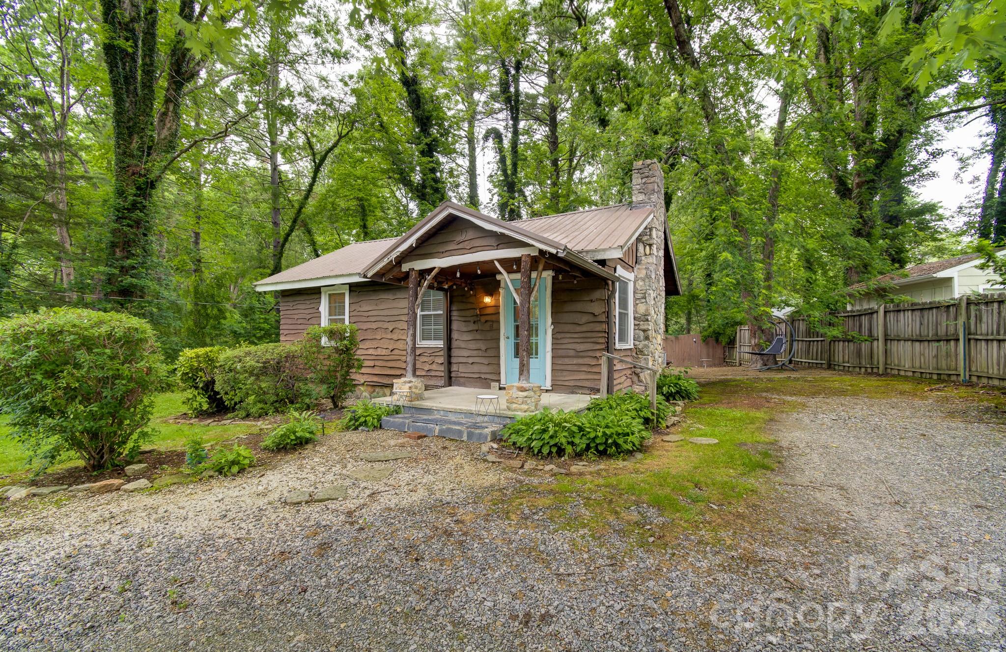 3119 Brevard Road — Hendersonville