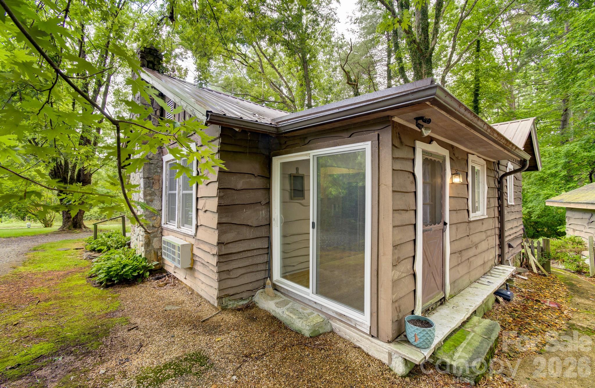 3119 Brevard Road — Hendersonville