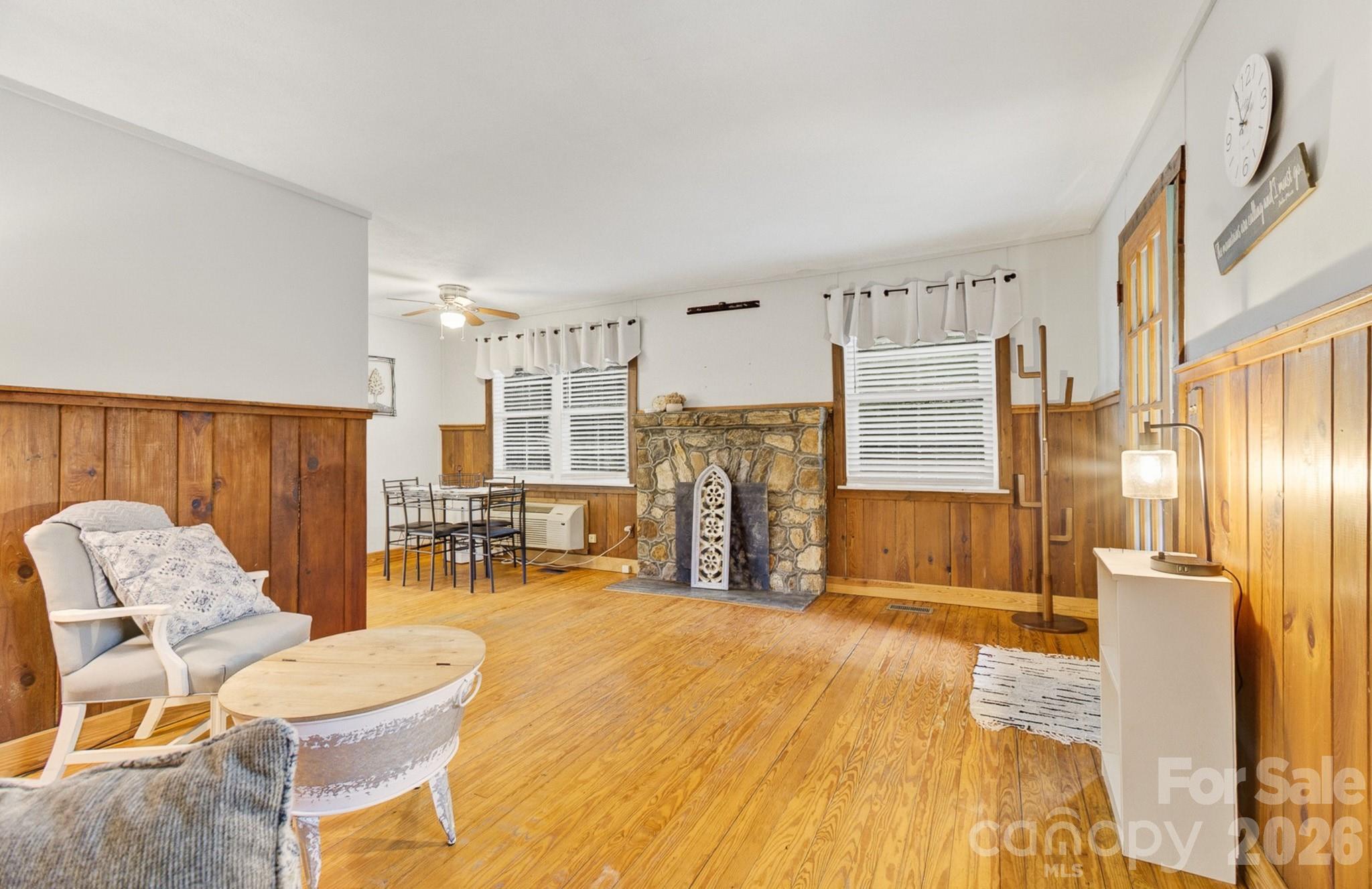 3119 Brevard Road — Hendersonville