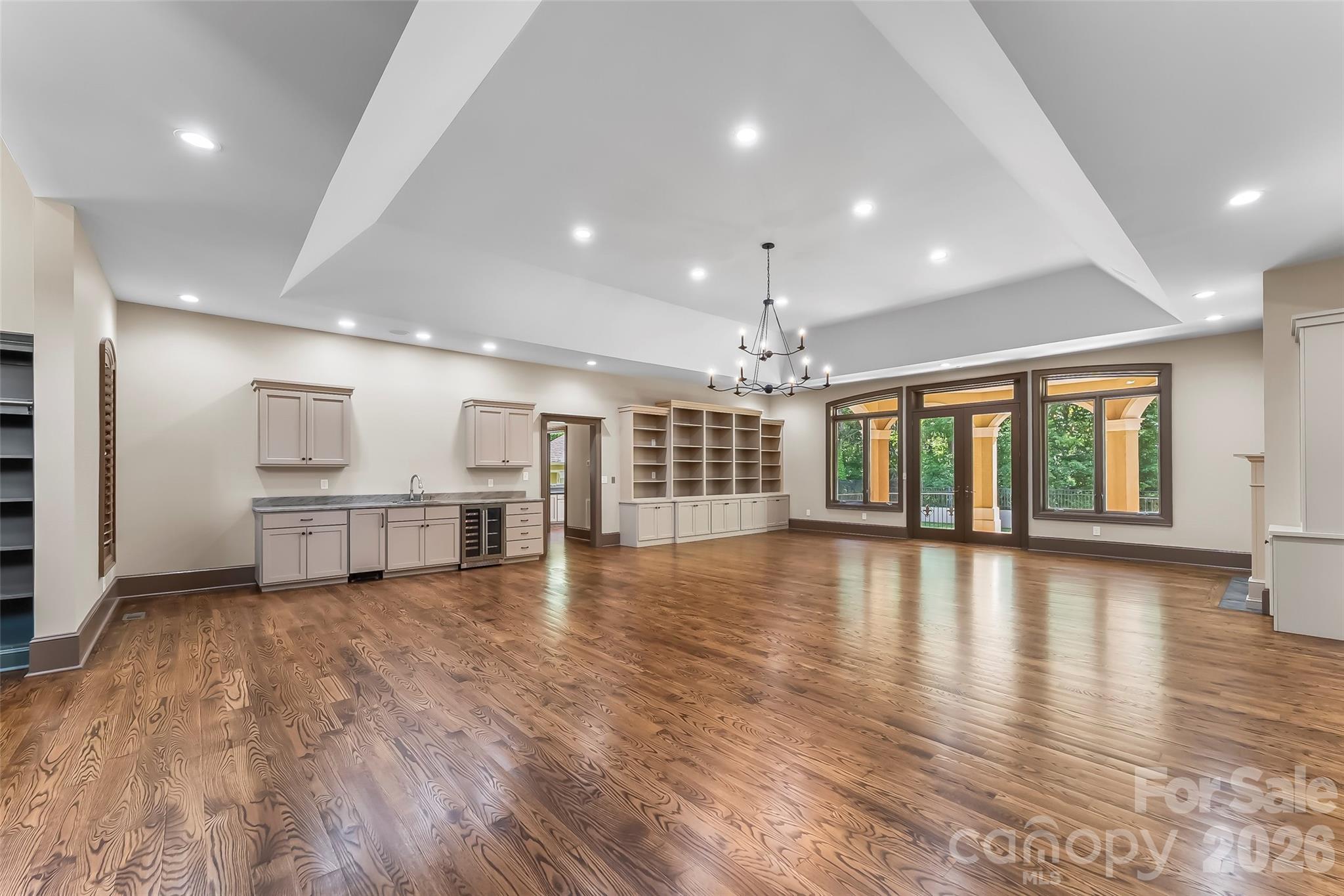 1090 Pearidge Road — Bostic