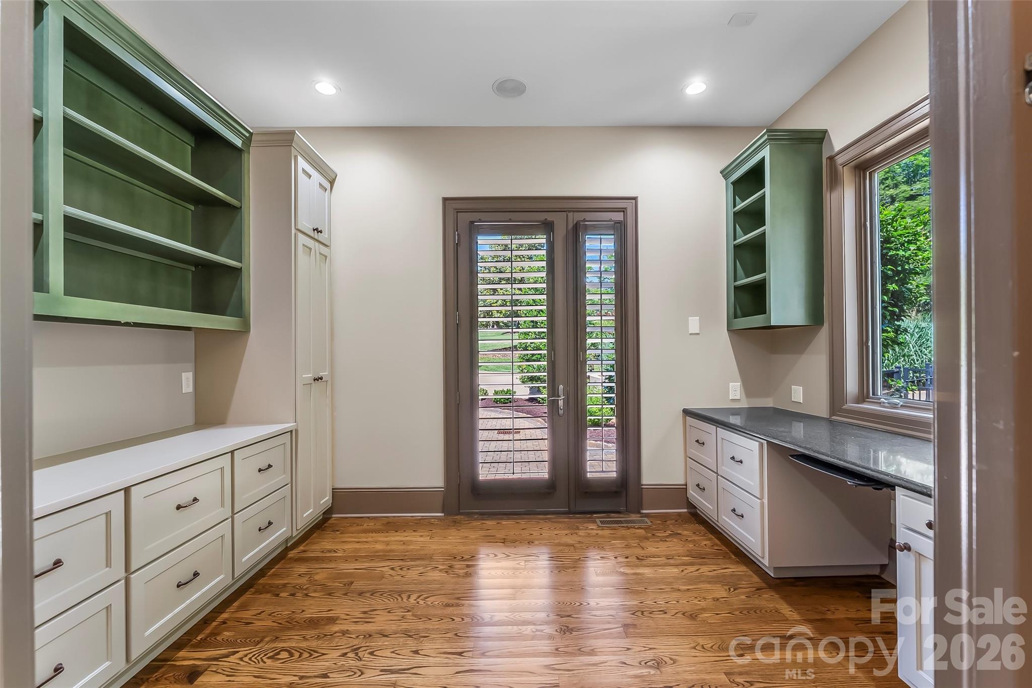 1090 Pearidge Road — Bostic