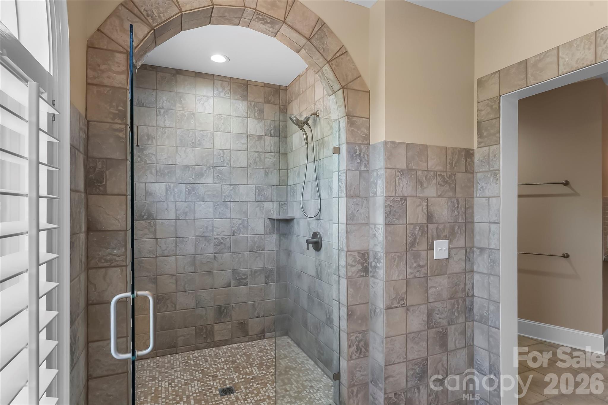 1090 Pearidge Road — Bostic