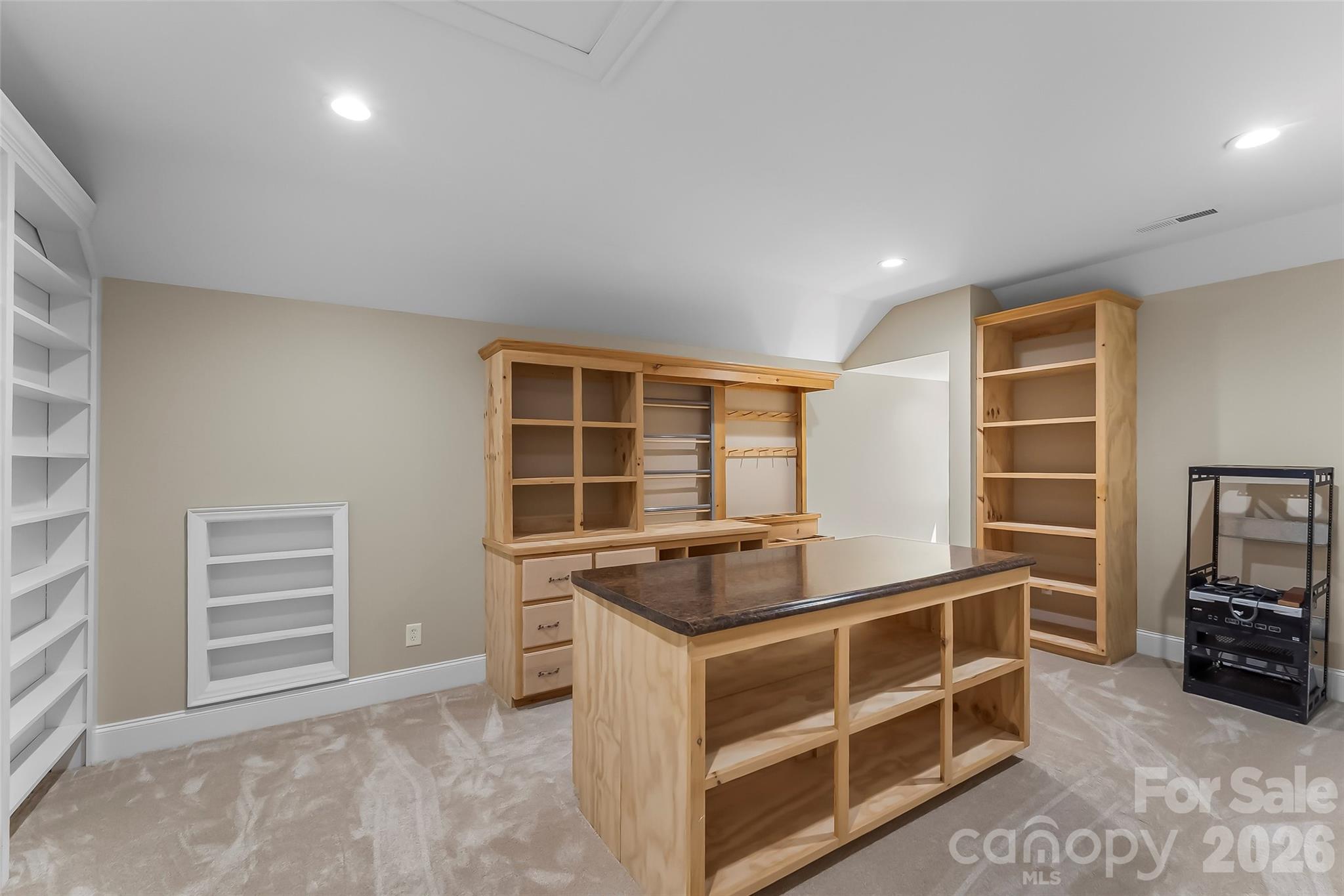 1090 Pearidge Road — Bostic