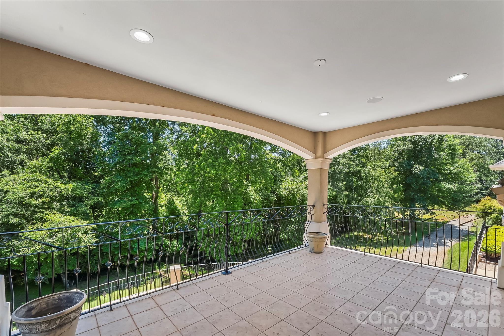 1090 Pearidge Road — Bostic
