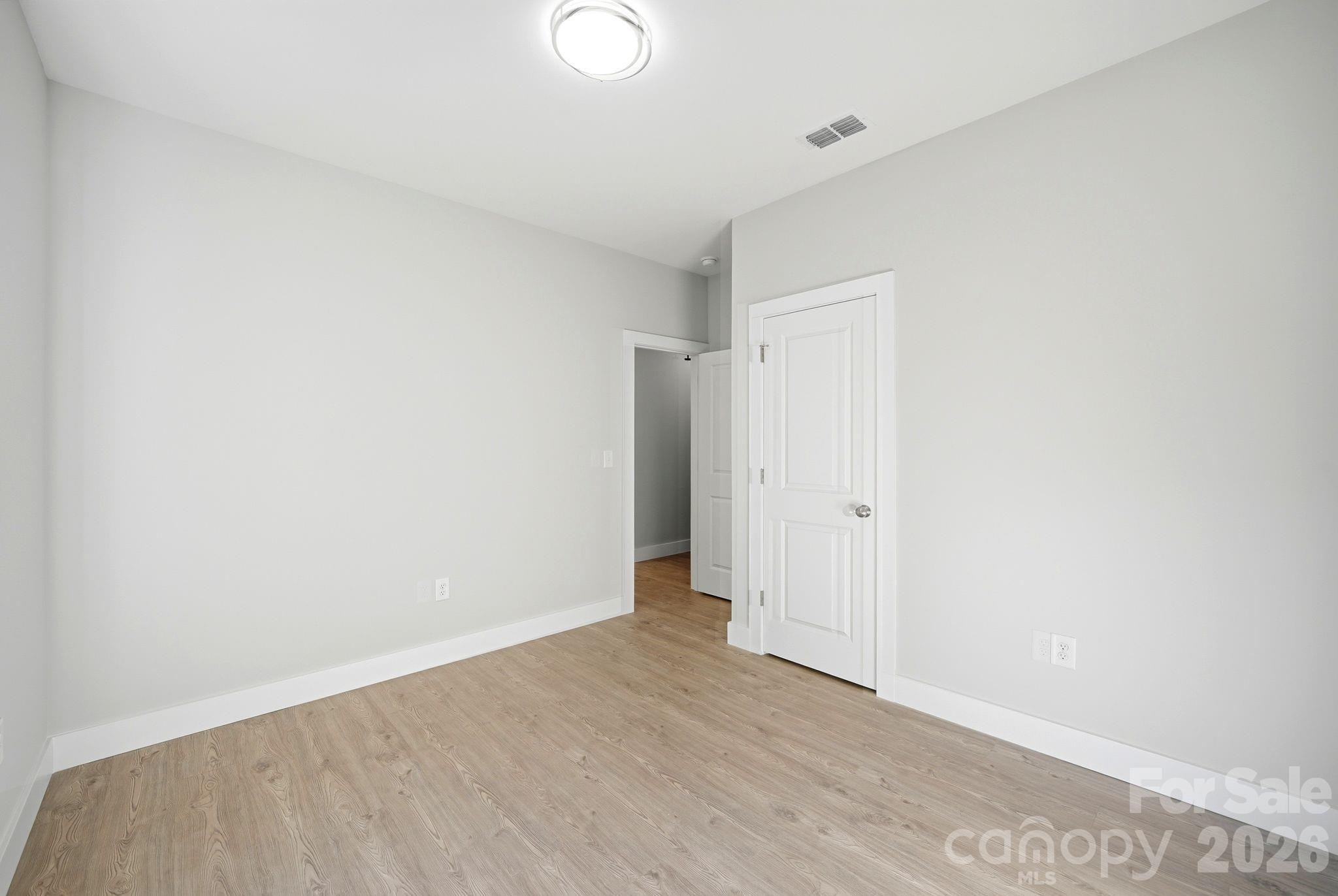 1111 W 7th Avenue — Gastonia