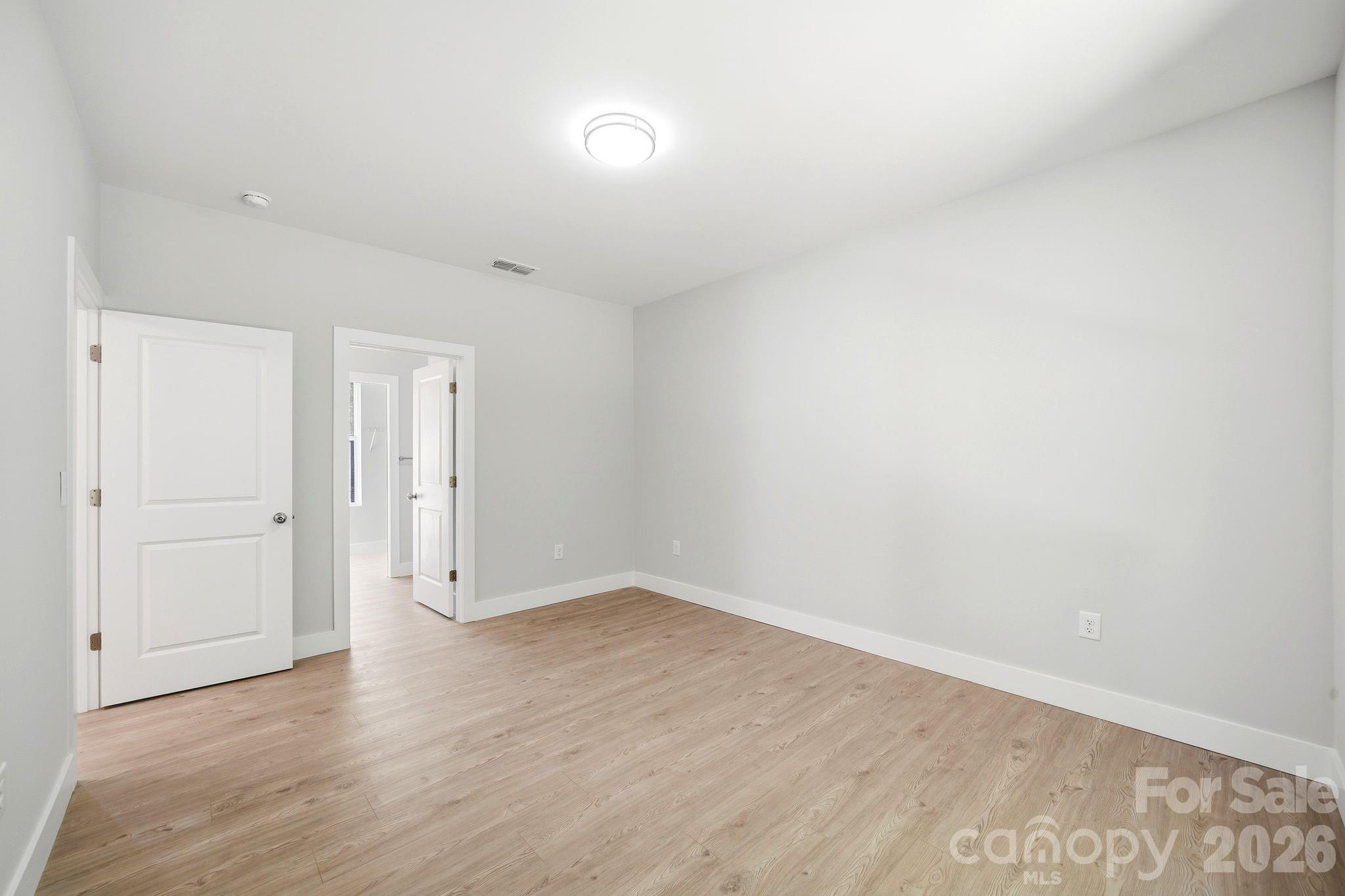 1111 W 7th Avenue — Gastonia