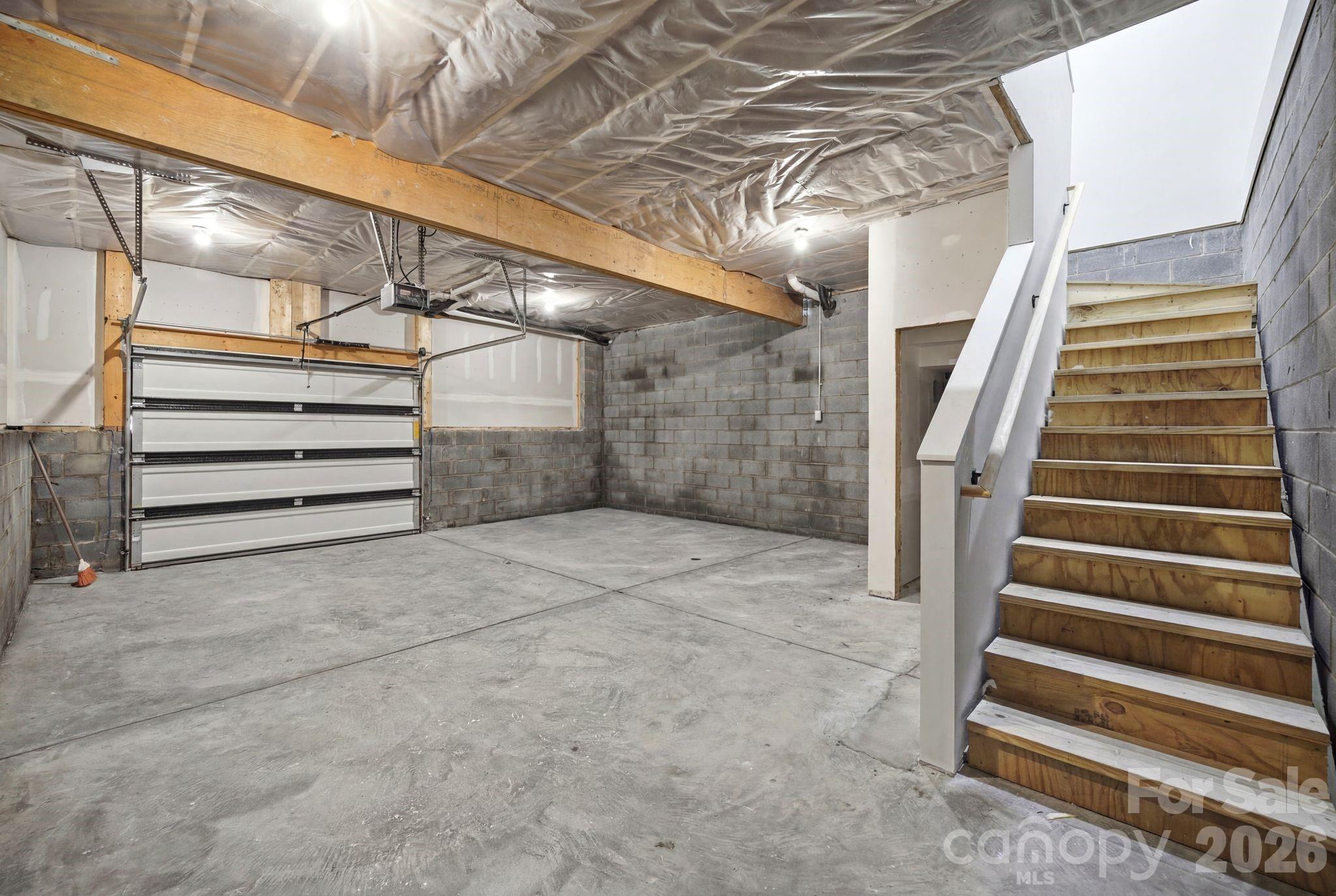 1111 W 7th Avenue — Gastonia