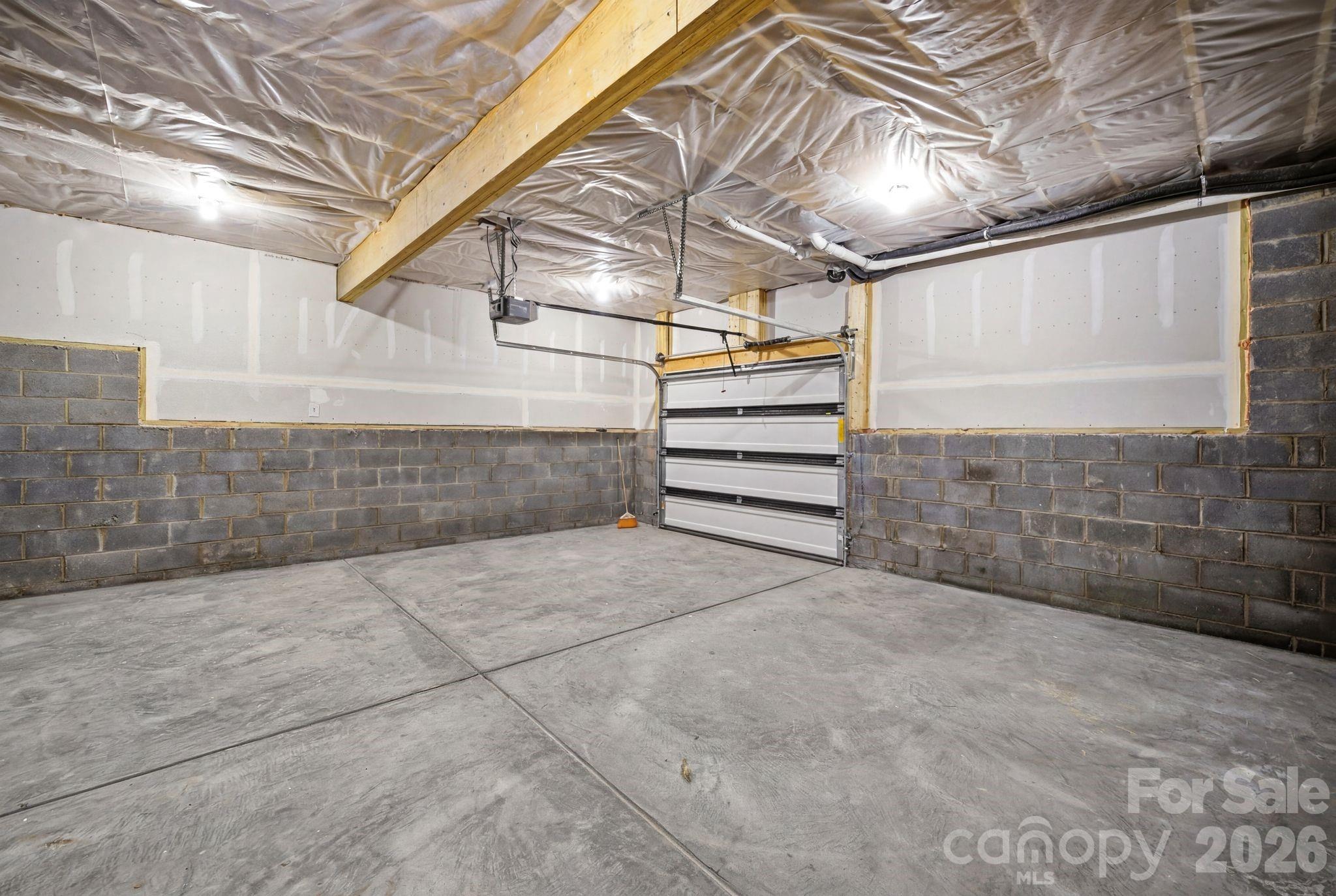 1111 W 7th Avenue — Gastonia