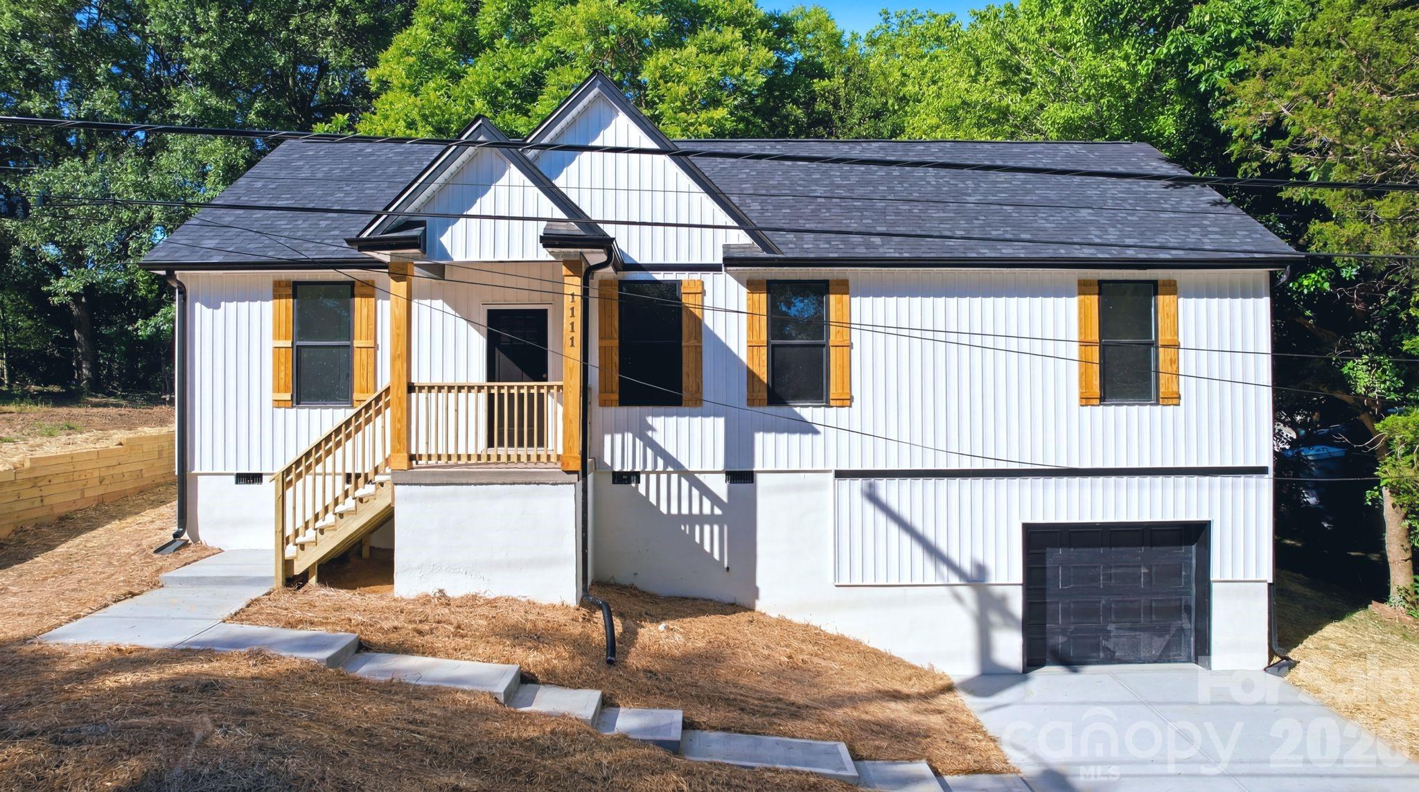 1111 W 7th Avenue — Gastonia