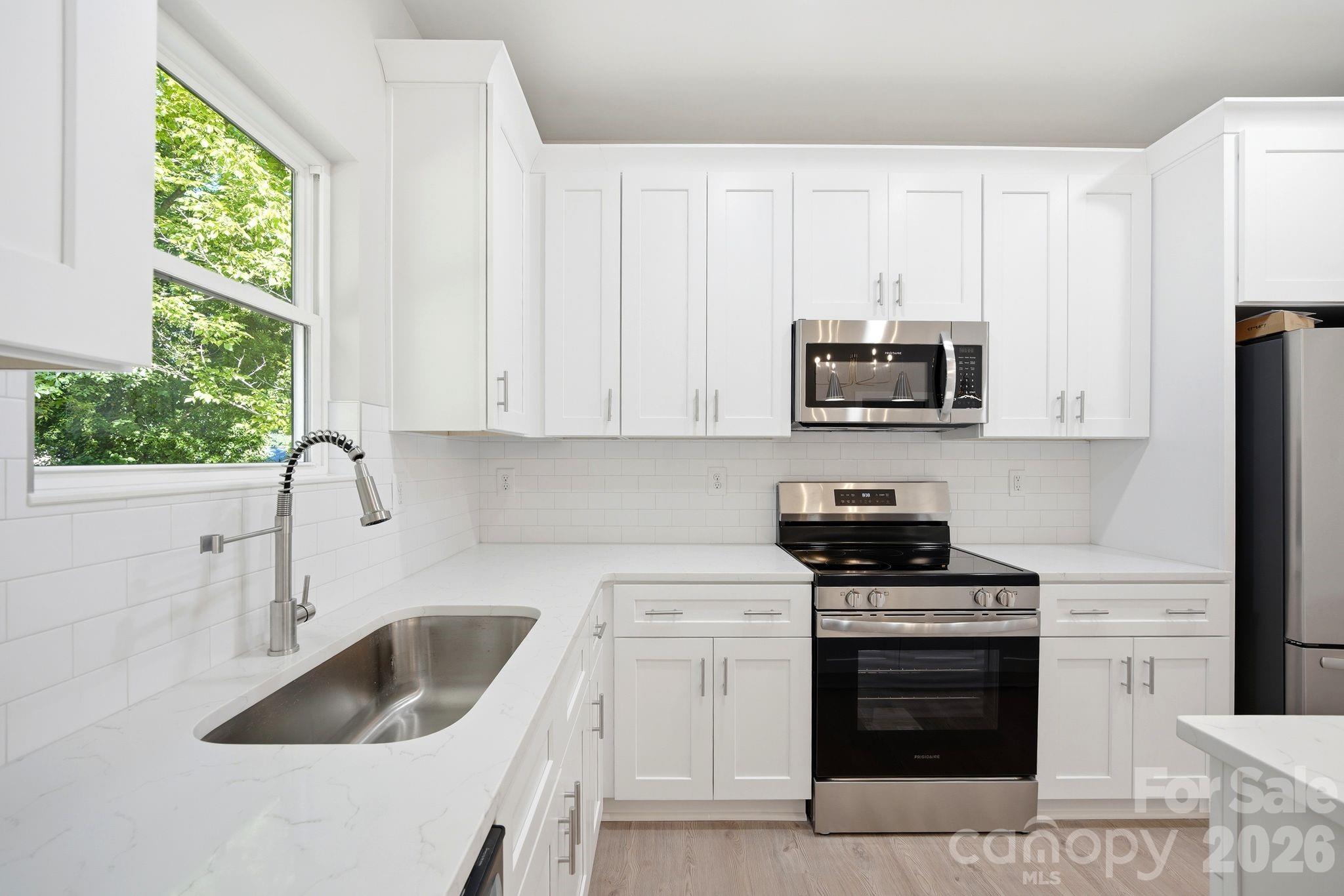 1111 W 7th Avenue — Gastonia