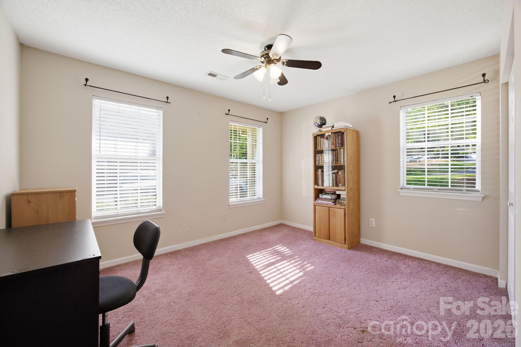 9003 Four Mile Creek Road — Charlotte