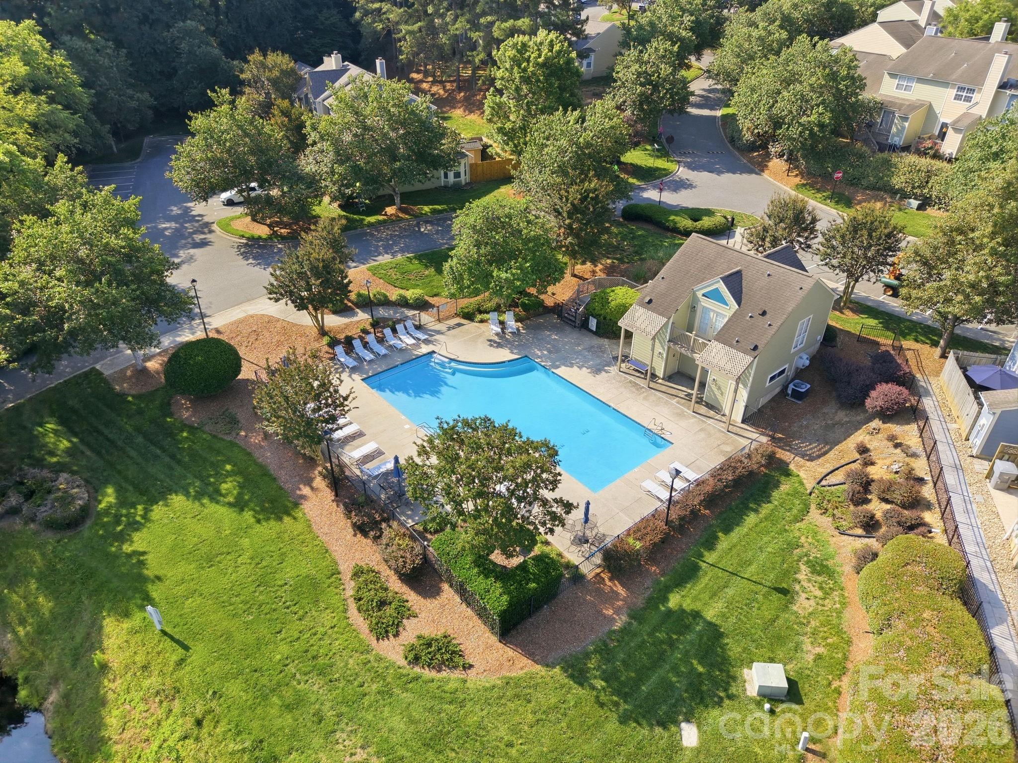 9003 Four Mile Creek Road — Charlotte