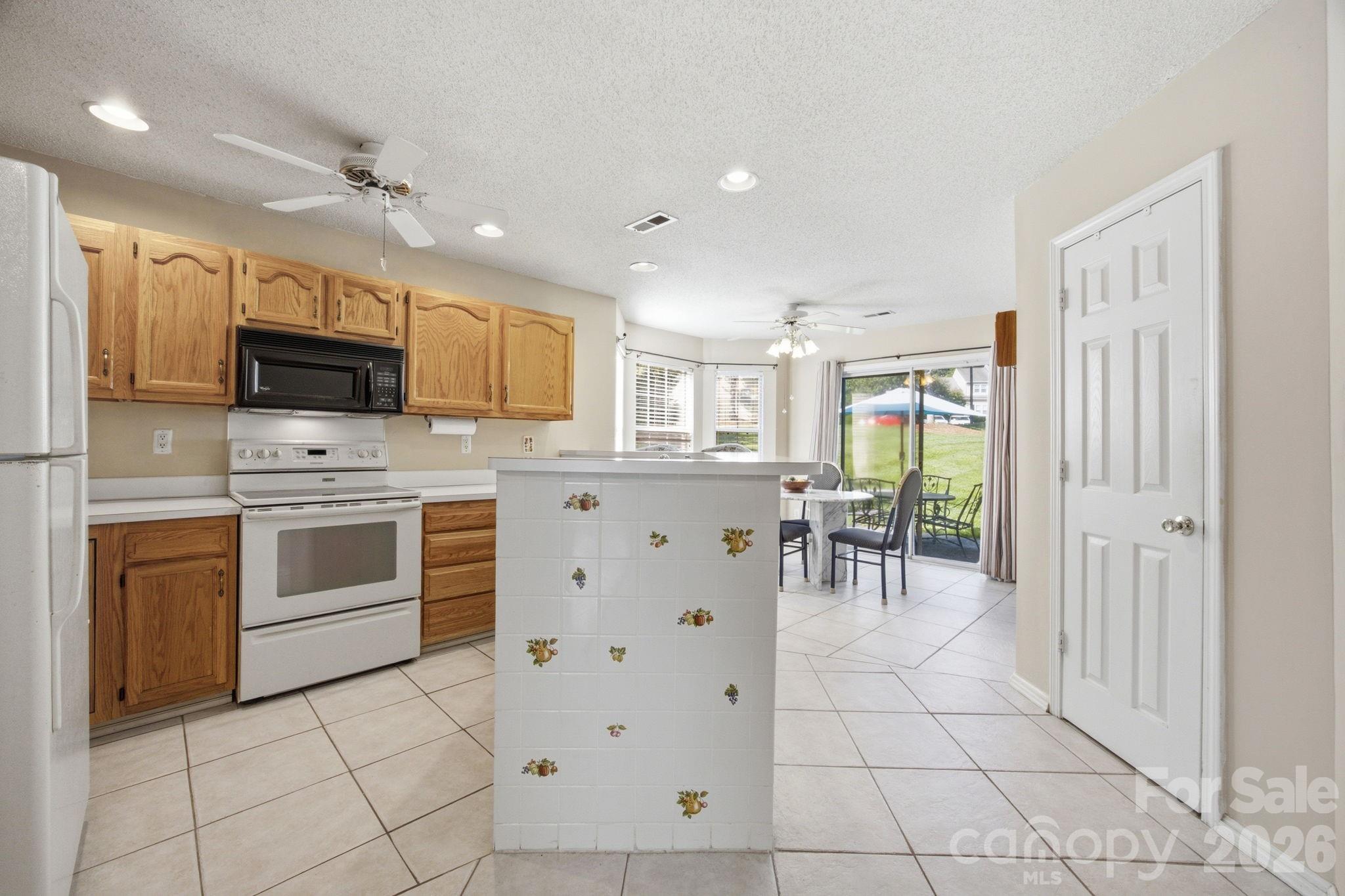 9003 Four Mile Creek Road — Charlotte